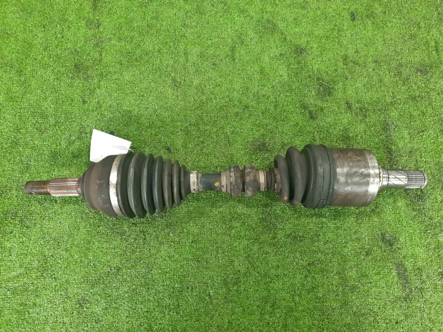 Привод левый передний NISSAN PRESAGE PNU31 VQ35DE 1 ракурс