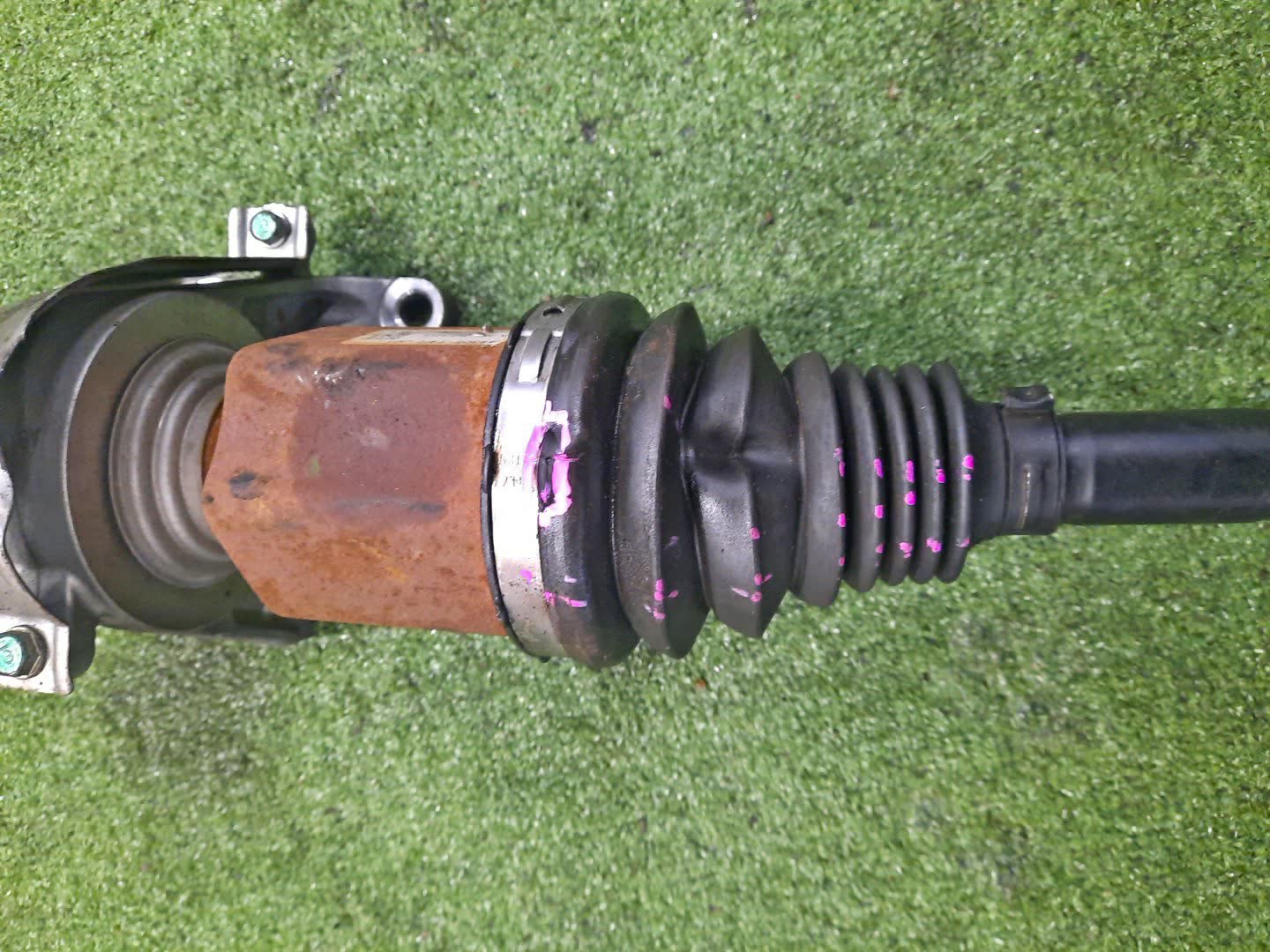 Привод правый передний HONDA JADE FR4 LEB 4 ракурс