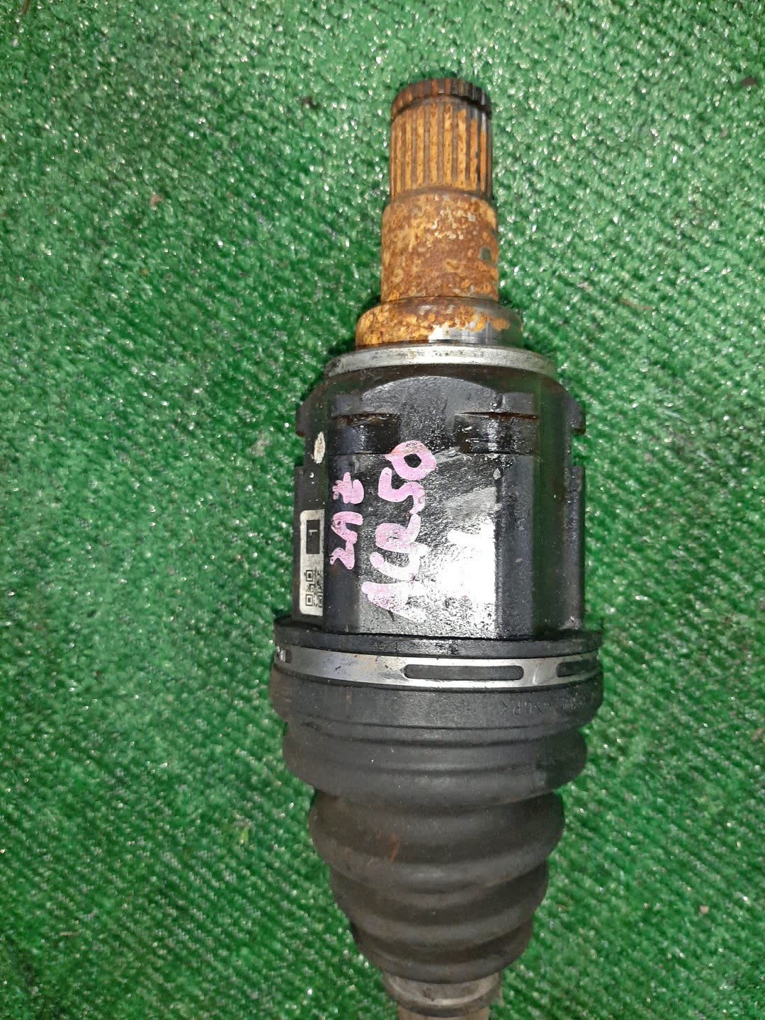 Привод левый передний TOYOTA ESTIMA, RAV4, ALPHARD, VANGUARD, VELLFIRE ACR50W, ACR55W, ACA31W, ACA33W, ACA36W, ANH25W, ANH20W, ACA38W 2AZ-FE 3 ракурс