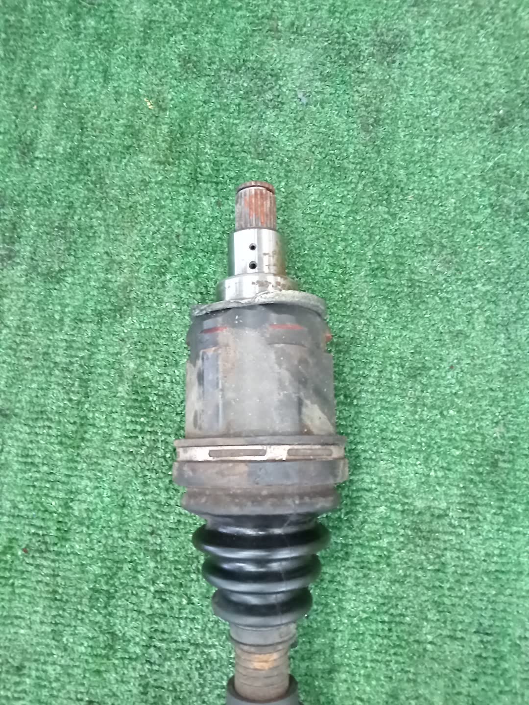 Привод левый передний TOYOTA ALPHARD MNH15W, ANH15W 1MZ-FE, 2AZ-FE 3 ракурс Привод левый передний TOYOTA ALPHARD MNH15W, ANH15W 1MZ-FE, 2AZ-FE 3 ракурс