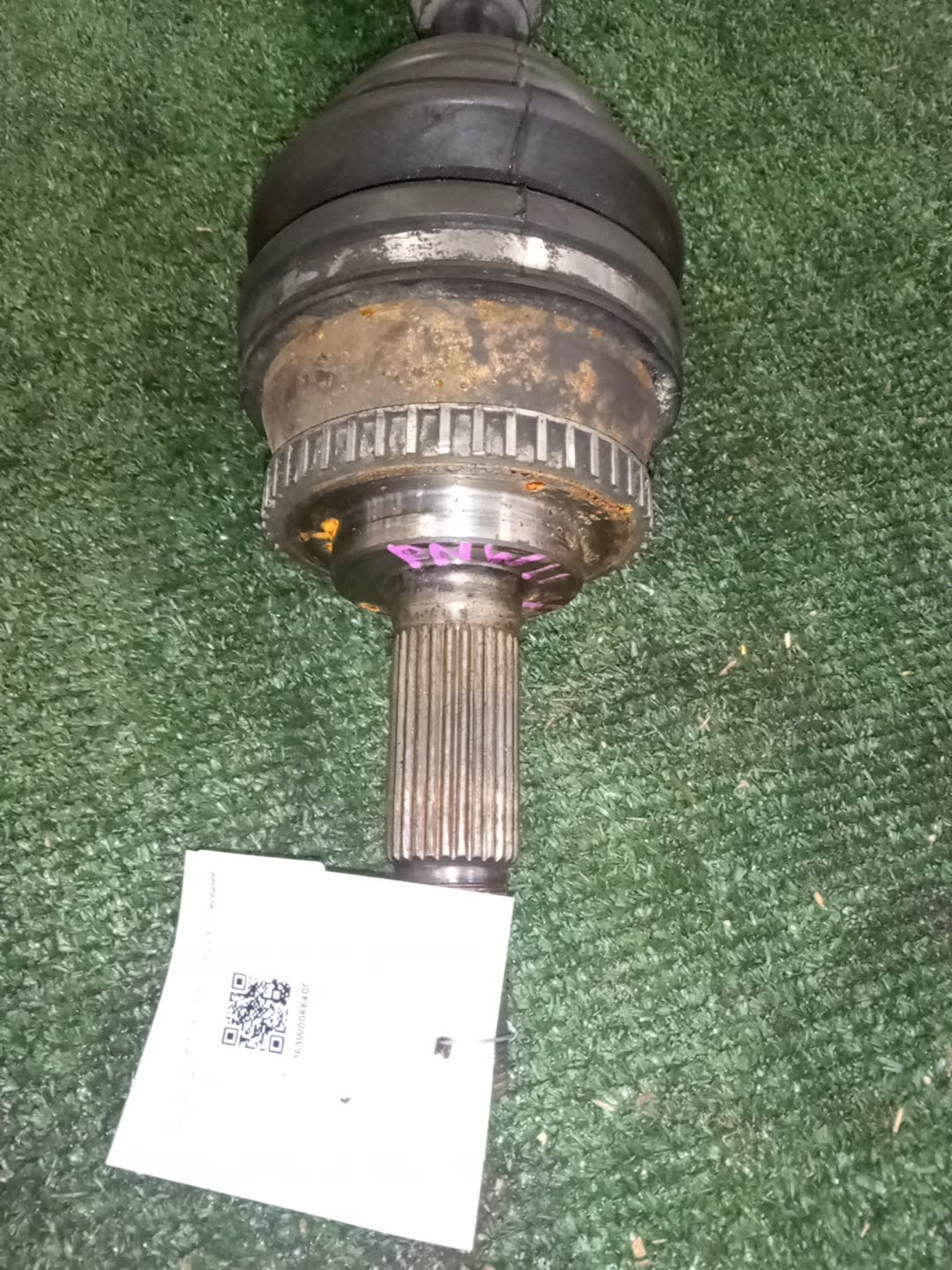 Привод правый передний NISSAN AVENIR, LIBERTY, SERENA PNW11, PNM12, PNC24, VNC24 SR20DE, SR20DET, YD25DDTI 2 ракурс