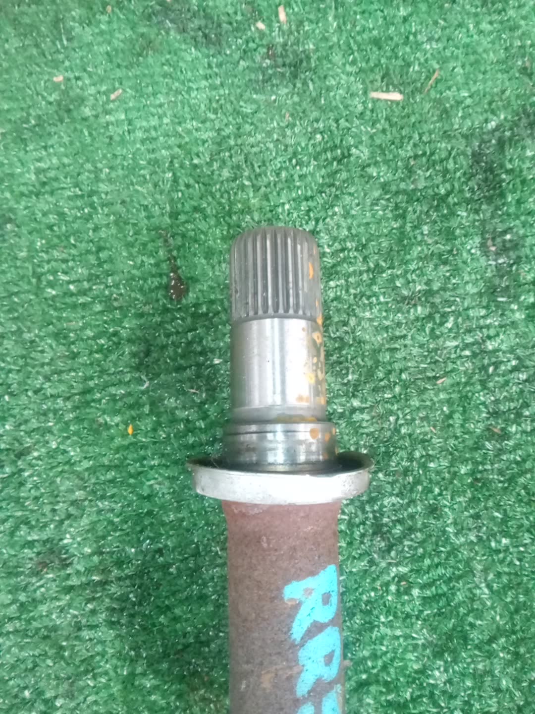 Привод правый передний HONDA ELYSION RR5 J35A 3 ракурс Привод правый передний HONDA ELYSION RR5 J35A 3 ракурс