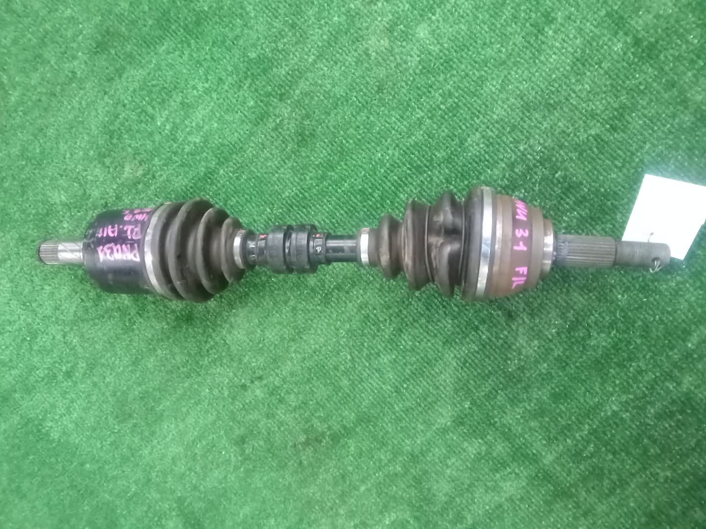Привод левый передний NISSAN PRESAGE PNU31 VQ35DE 1 ракурс