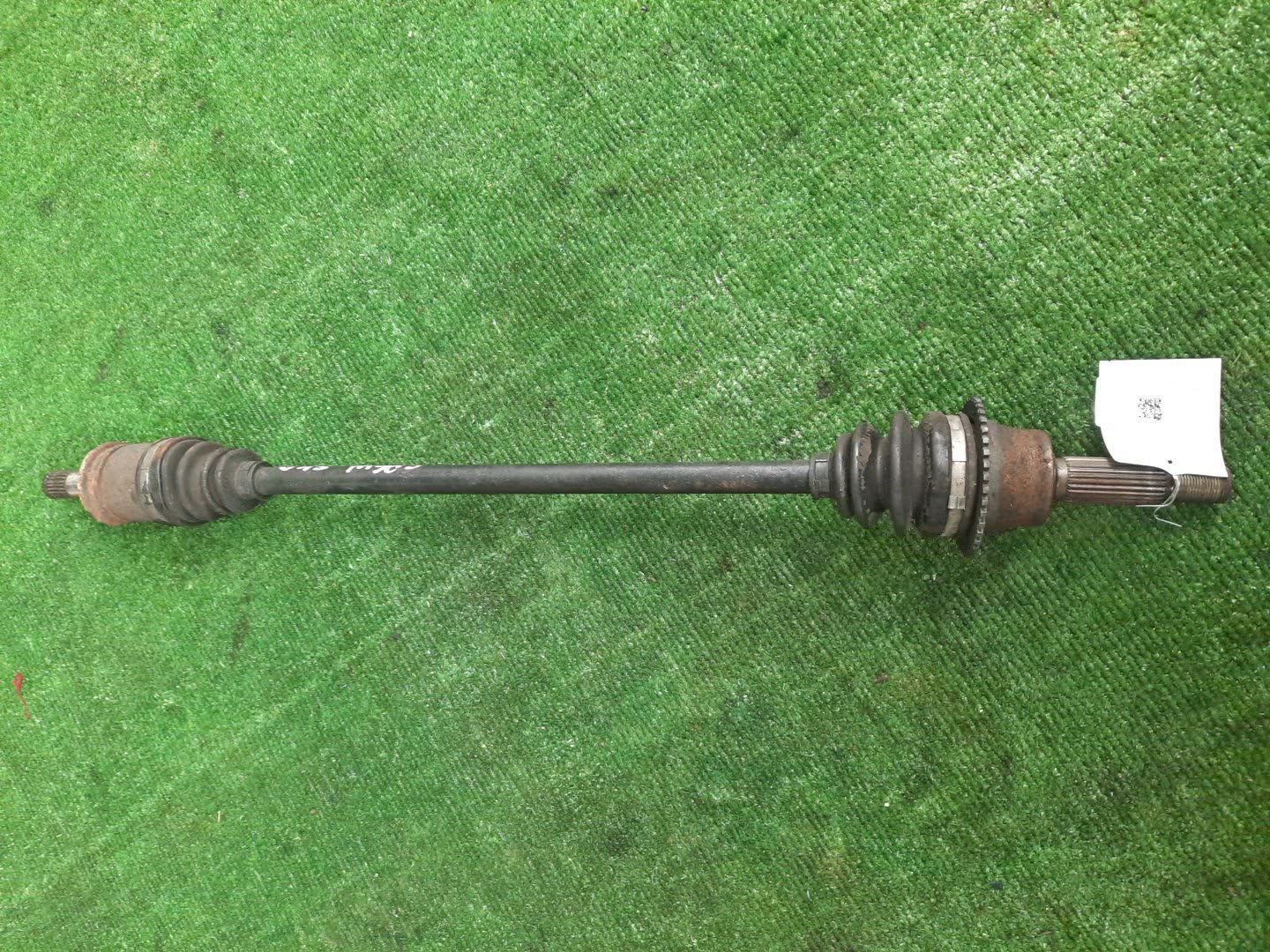 Привод правый задний MITSUBISHI DION CR6W 4G94 1 ракурс