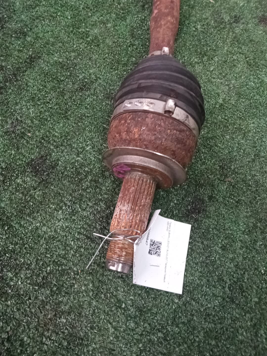Привод правый передний SUBARU LEGACY, OUTBACK, LEGACY B4 BL5, BP9, BP5, BPE, BLE, BL9 EJ20DE, EJ20T, EJ20E, EJ20Y, EJ204, EJ20X, EJ203, EJ25E, EJ253, EZ30DE 3 ракурс