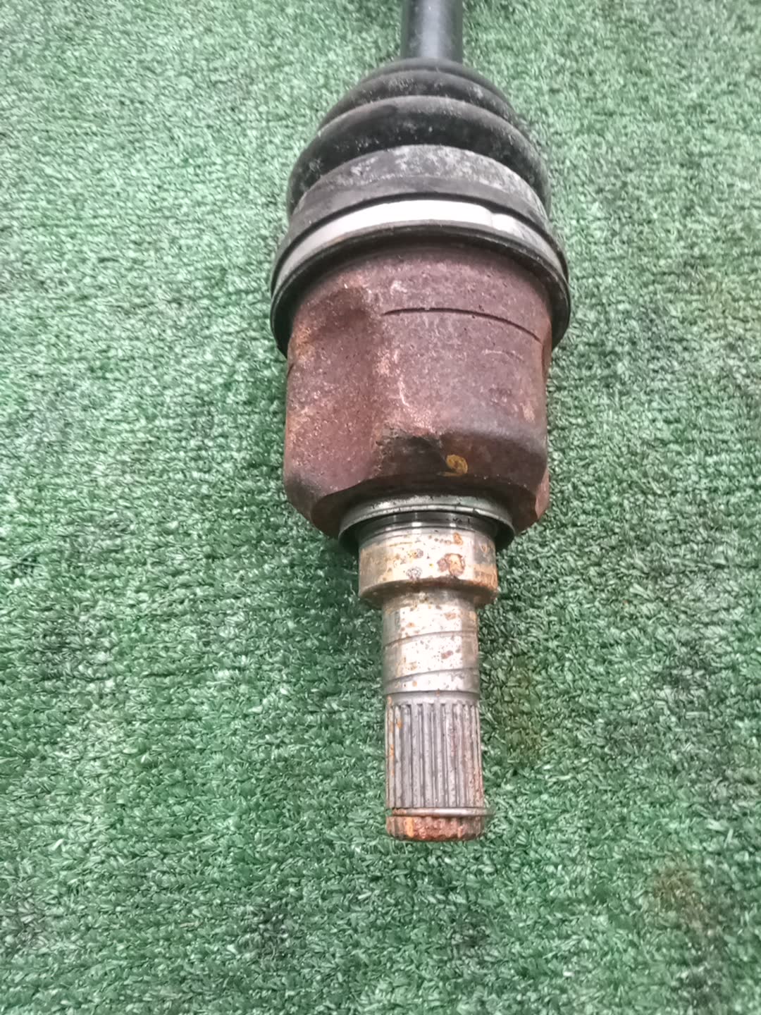 Привод правый передний NISSAN BLUEBIRD, PRIMERA QU14, QP11, WQP11 QG18DE, QG18DD 2 ракурс