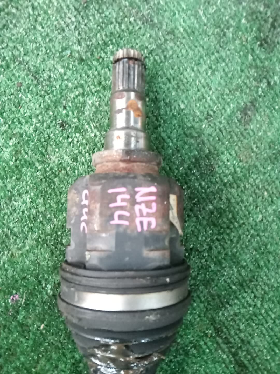 Привод левый передний TOYOTA COROLLA FIELDER, COROLLA  AXIO NZE144G, NZE141G, NZE141, NZE144 1NZ-FE 3 ракурс