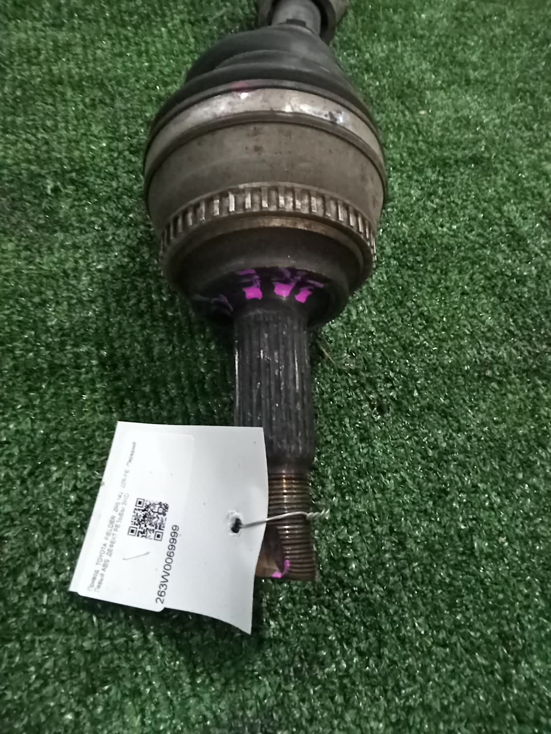 Привод левый передний TOYOTA AXIO, PREMIO, ISIS, WISH, ALLION, COROLLA FIELDER, COROLLA AXIO, FIELDER ZRE142, ZRT260, ZGM10, ZGM10W, ZGM10G, ZGE20W, ZGE20G, ZRE142G 2ZR-FAE, 2ZR-FE 2 ракурс Привод левый передний TOYOTA AXIO, PREMIO, ISIS, WISH, ALLION, COROLLA FIELDER, COROLLA AXIO, FIELDER ZRE142, ZRT260, ZGM10, ZGM10W, ZGM10G, ZGE20W, ZGE20G, ZRE142G 2ZR-FAE, 2ZR-FE 2 ракурс