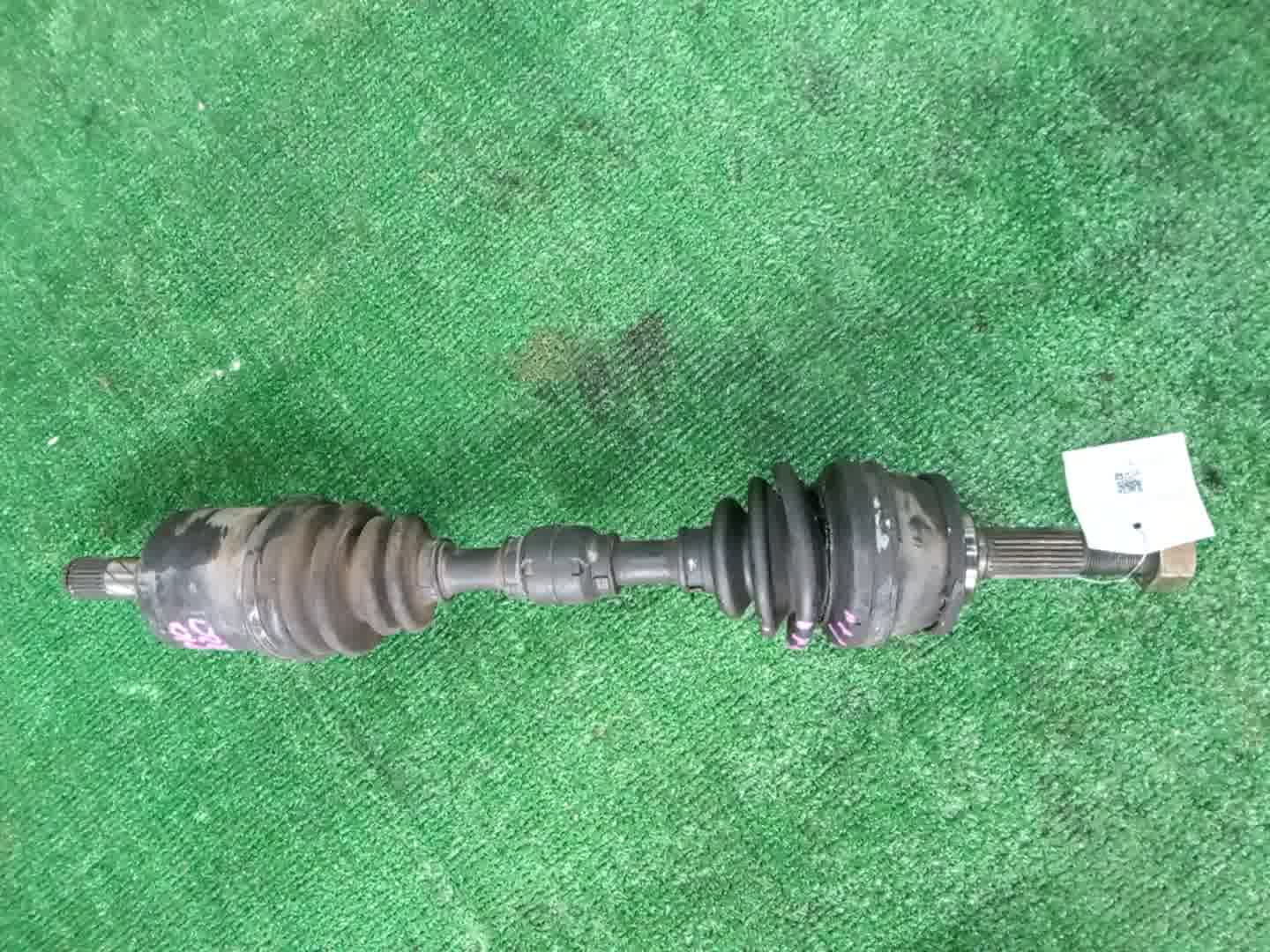 Привод левый передний NISSAN PRIMERA HP10 SR20DE 1 ракурс