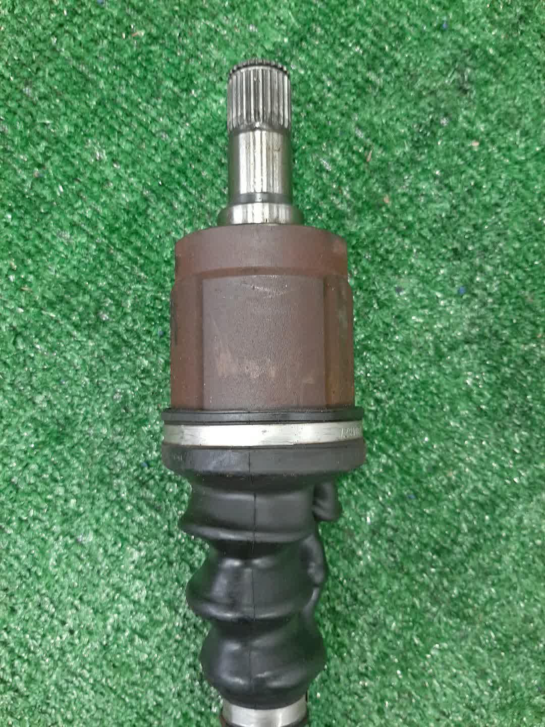 Привод левый передний HONDA CR-Z, STREAM ZF1, RN6 LEA, R18A 3 ракурс