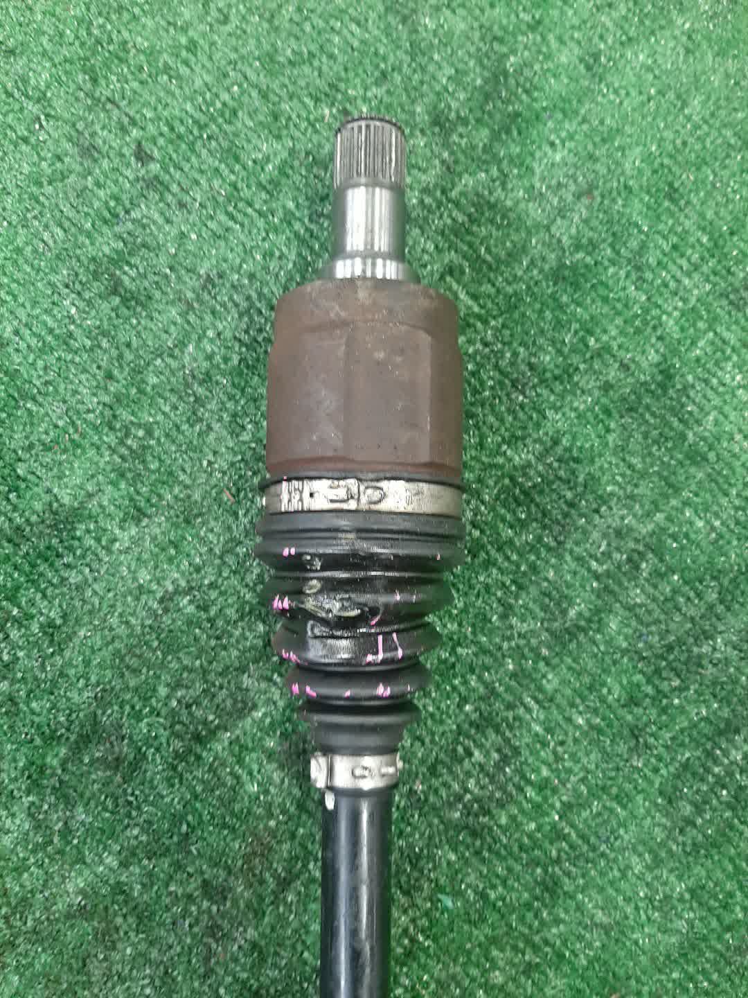Привод правый передний HONDA FIT, SHUTTLE GP5, GP7, GP8 LEB 2 ракурс
