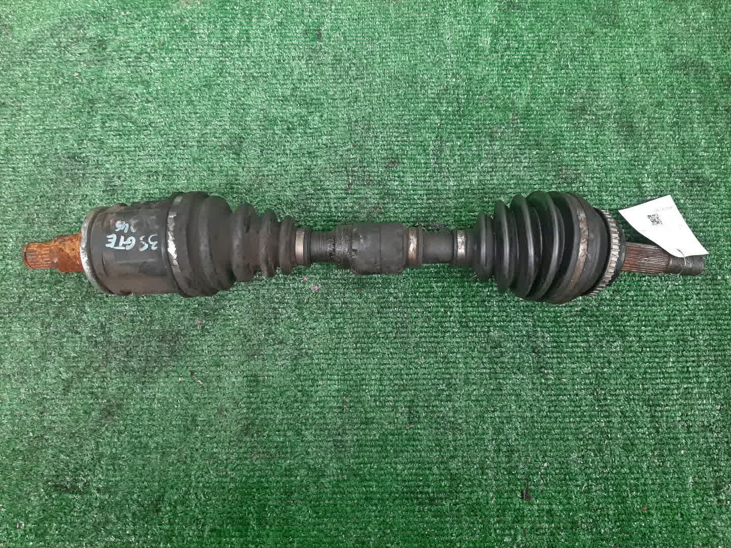 Привод левый передний TOYOTA CALDINA, RAV4 ZRT272W, ST246W, ACA21W, ACA20W 3S-GTE, 1AZ-FSE 1 ракурс Привод левый передний TOYOTA CALDINA, RAV4 ZRT272W, ST246W, ACA21W, ACA20W 3S-GTE, 1AZ-FSE 1 ракурс
