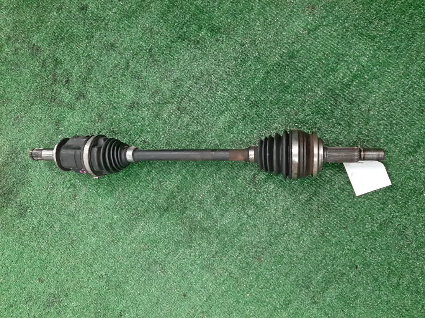 Привод левый передний TOYOTA AQUA MXPK11 M15A-FXE 1 ракурс