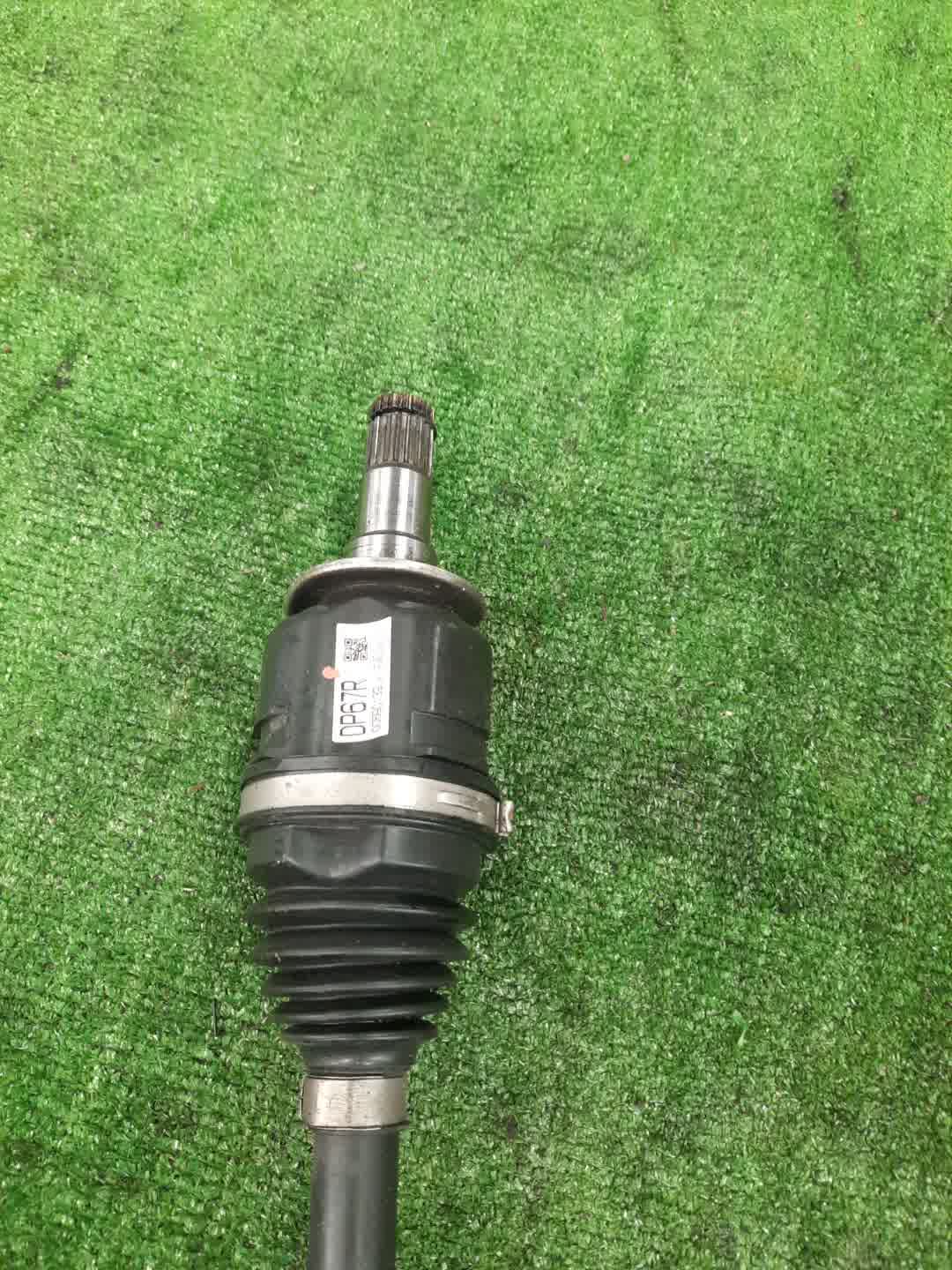 Привод правый передний TOYOTA AQUA MXPK11 M15A-FXE 3 ракурс