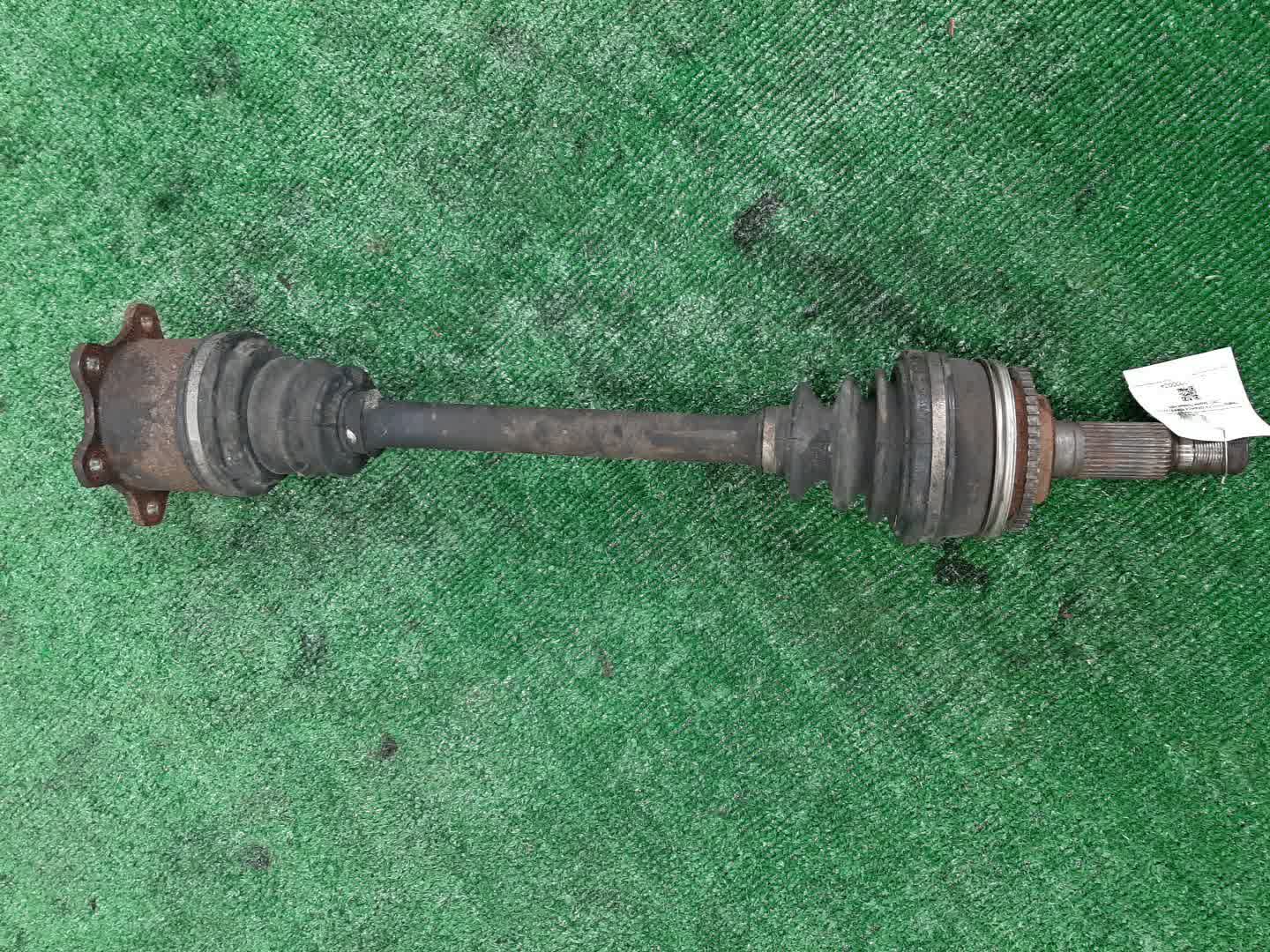 Привод правый задний TOYOTA GRANVIA, GRAND HIACE VCH10W, KCH10W, KCH12W, VCH22 5VZ-FE, 1KZ-TE 1 ракурс Привод правый задний TOYOTA GRANVIA, GRAND HIACE VCH10W, KCH10W, KCH12W, VCH22 5VZ-FE, 1KZ-TE 1 ракурс