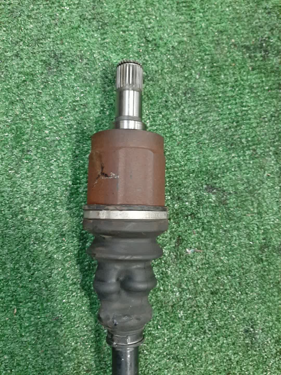 Привод левый передний HONDA CR-Z, STREAM ZF1, RN6 LEA, R18A 3 ракурс
