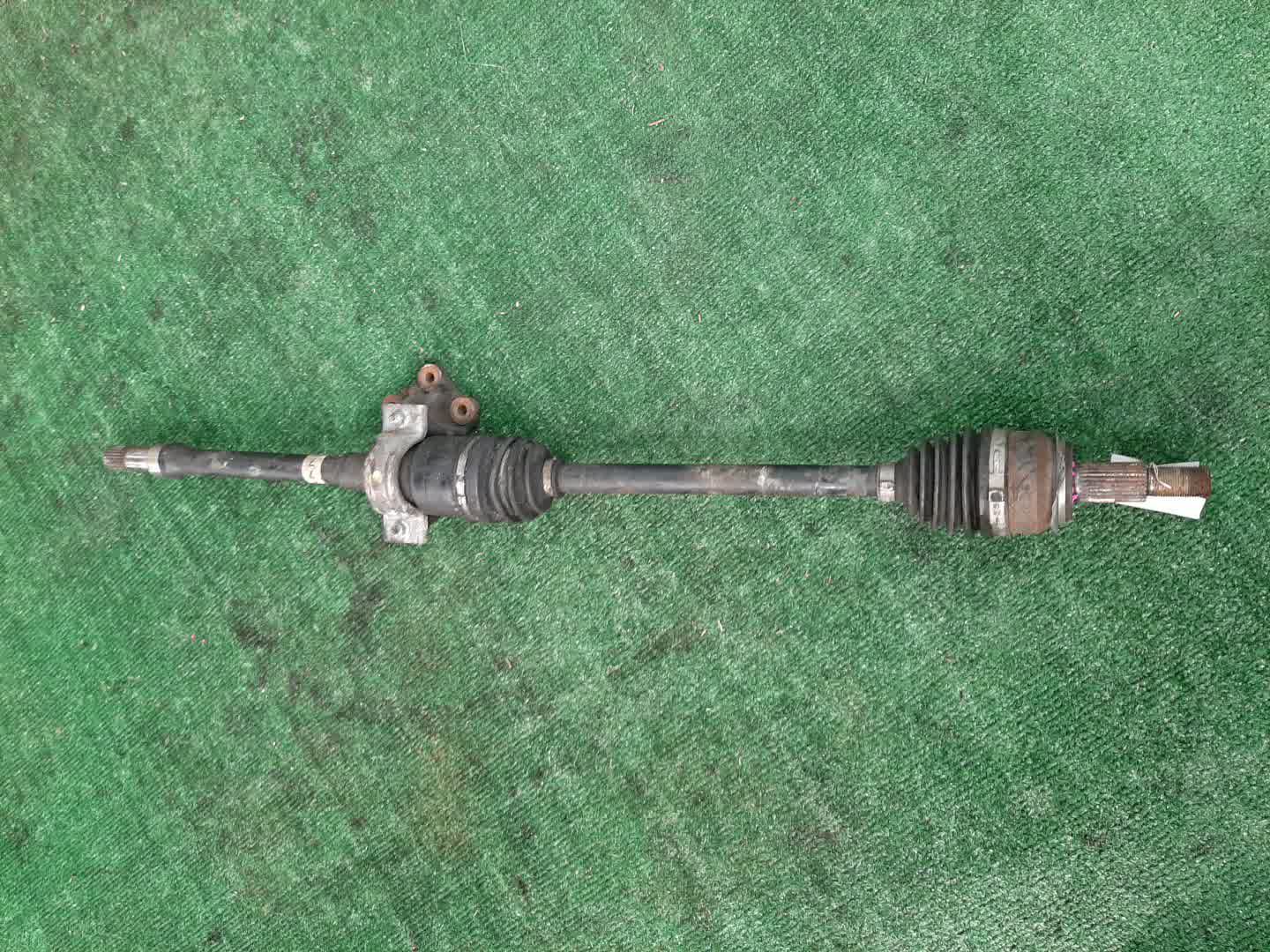 Привод правый передний MAZDA AXELA BM6FJ Z6 1 ракурс