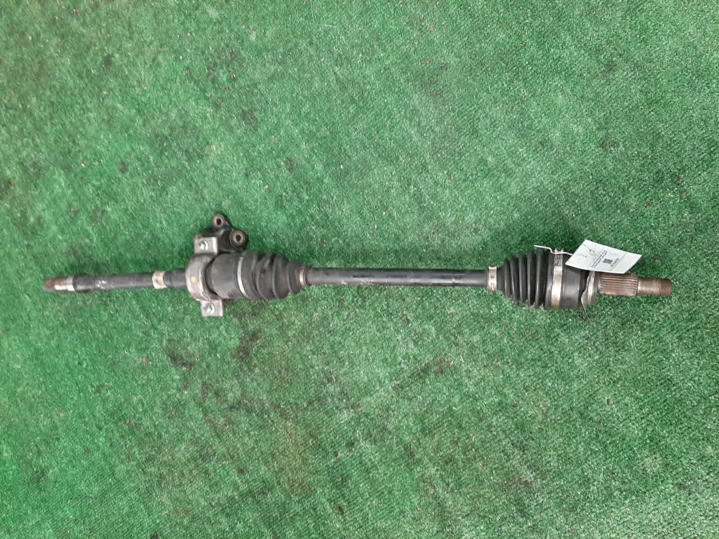 Привод правый передний MAZDA AXELA BM6FJ Z6 1 ракурс