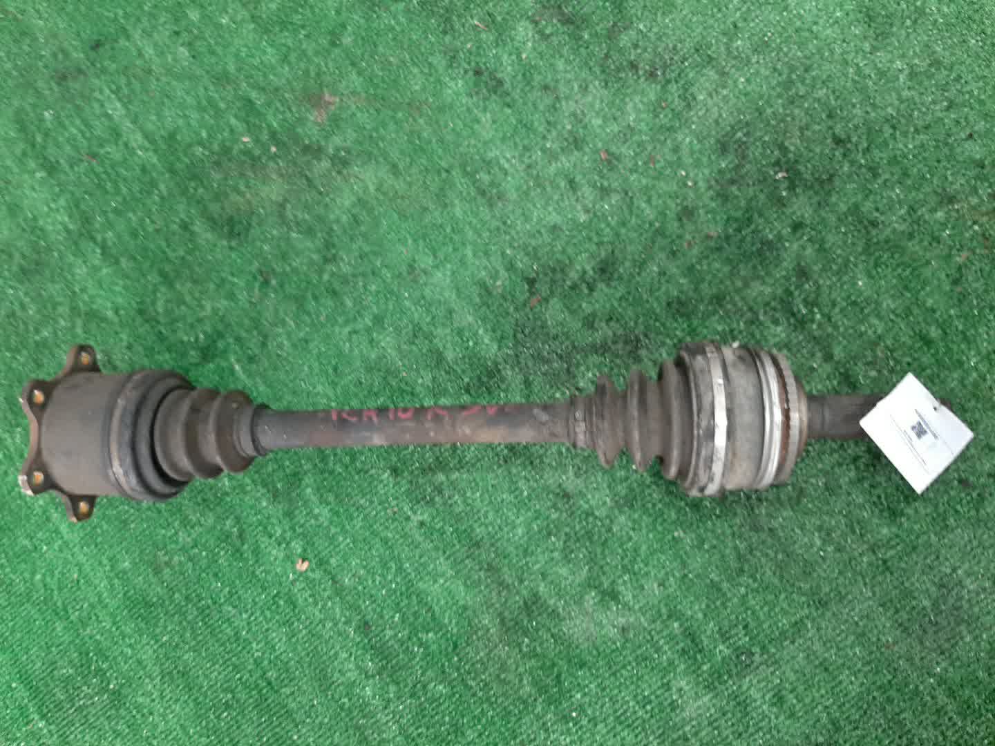 Привод правый задний TOYOTA GRANVIA, GRAND HIACE VCH10W, KCH10W, KCH12W, VCH22 5VZ-FE, 1KZ-TE 3 ракурс Привод правый задний TOYOTA GRANVIA, GRAND HIACE VCH10W, KCH10W, KCH12W, VCH22 5VZ-FE, 1KZ-TE 3 ракурс