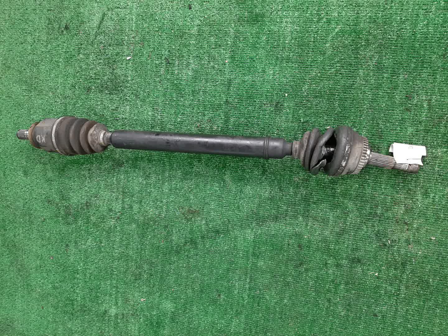 Привод правый передний NISSAN PULSAR, SUNNY N14, N15, B13, B14 GA16DE 1 ракурс