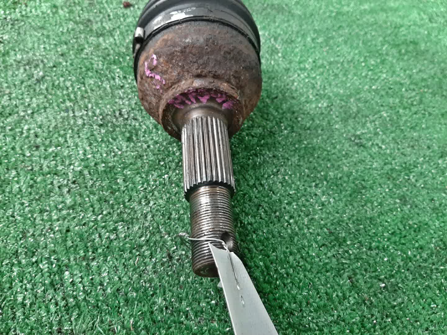 Привод правый передний NISSAN DUALIS, QASHQAI, X-TRAIL KNJ10, NJ10, J10, NT31 MR20DE 2 ракурс