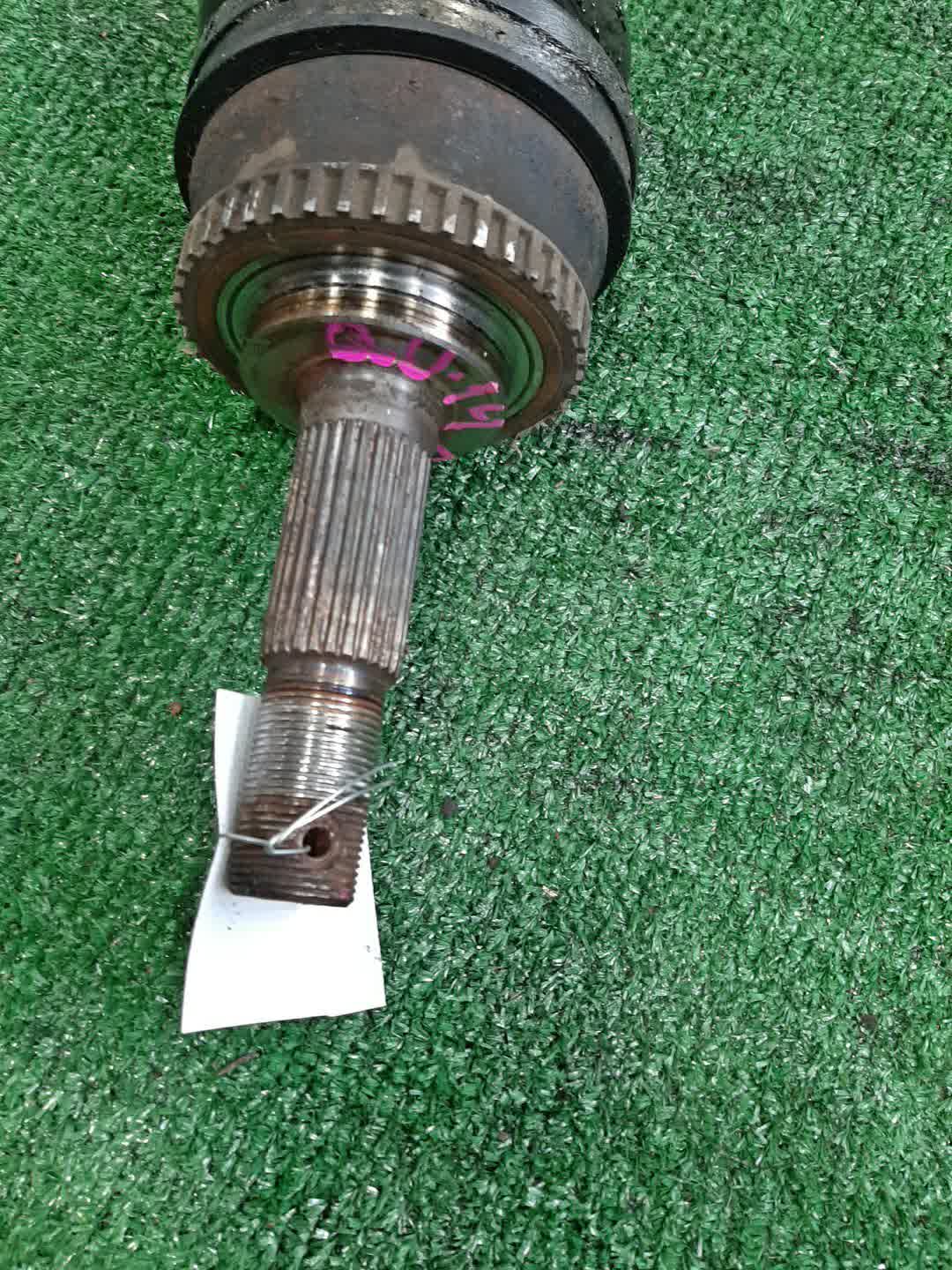 Привод правый передний NISSAN BLUEBIRD, PRIMERA QU14, QP11, WQP11 QG18DE, QG18DD 2 ракурс