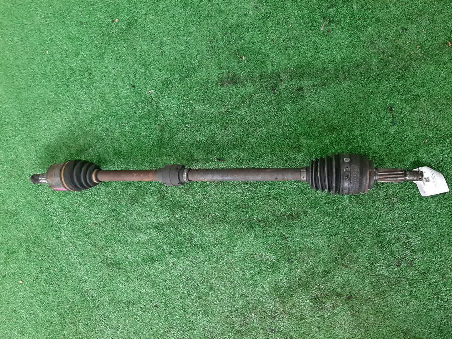 Привод правый передний MITSUBISHI GALANT, LANCER, GALANT FORTIS CY4A, CY3A 4B11, 4B10 1 ракурс