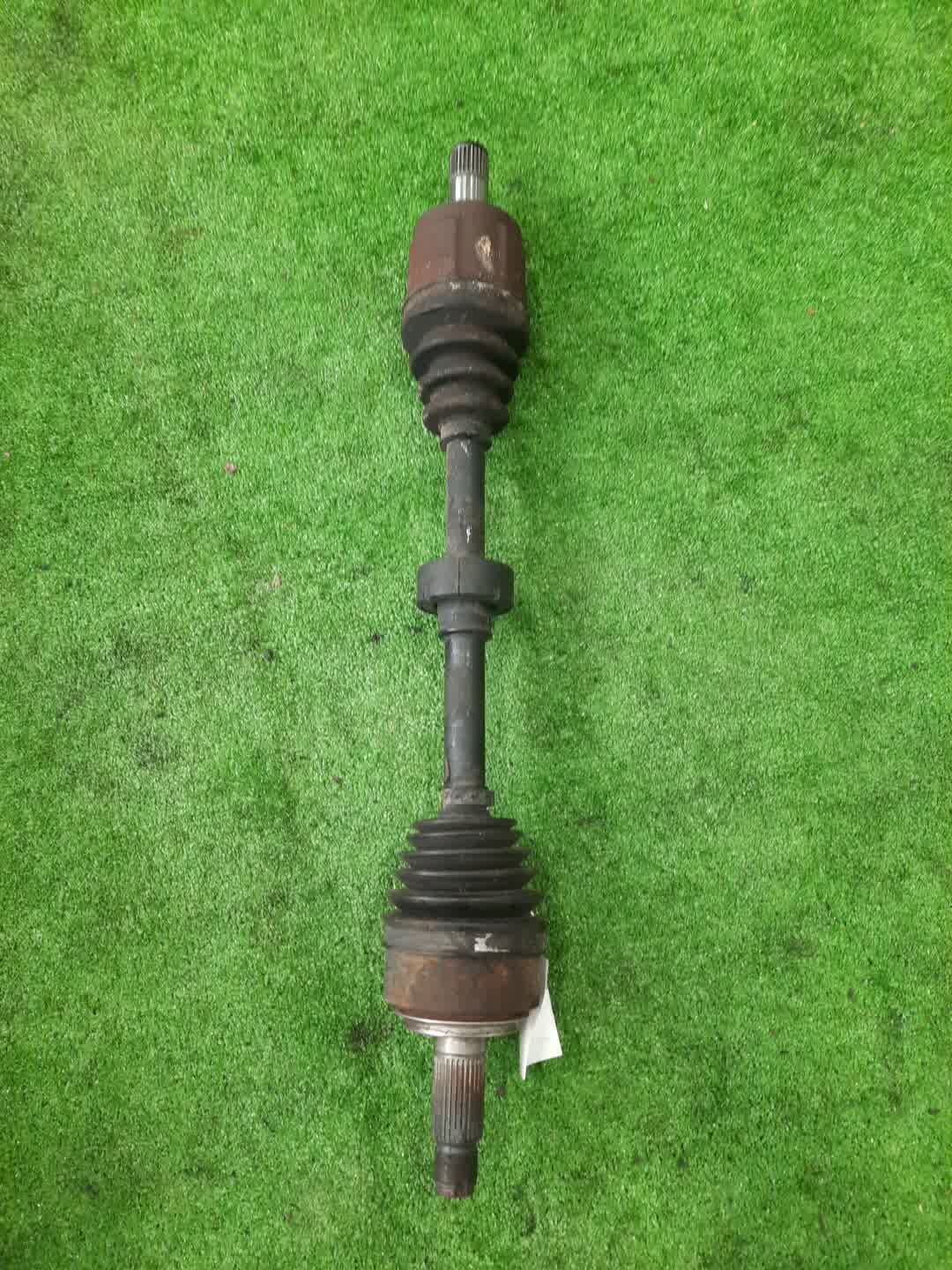 Привод левый передний HONDA ELYSION RR4 J30A 1 ракурс Привод левый передний HONDA ELYSION RR4 J30A 1 ракурс