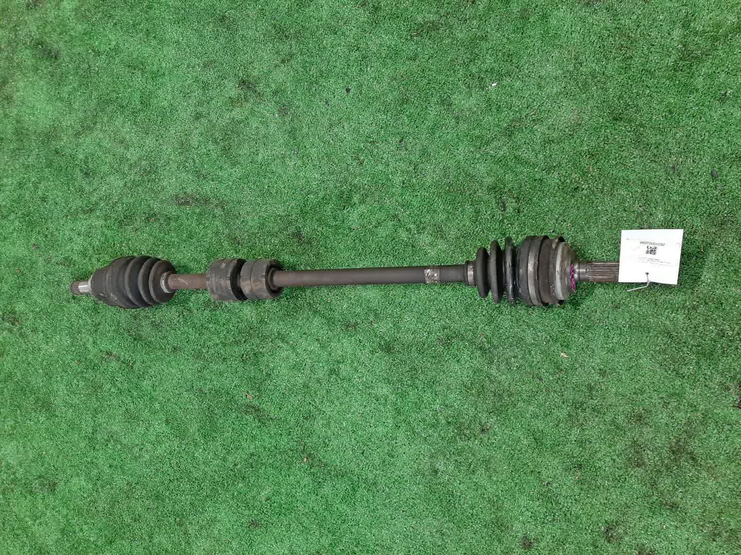 Привод правый передний DAIHATSU PYZAR G303G, G301G HE-EG, HD-EP 1 ракурс