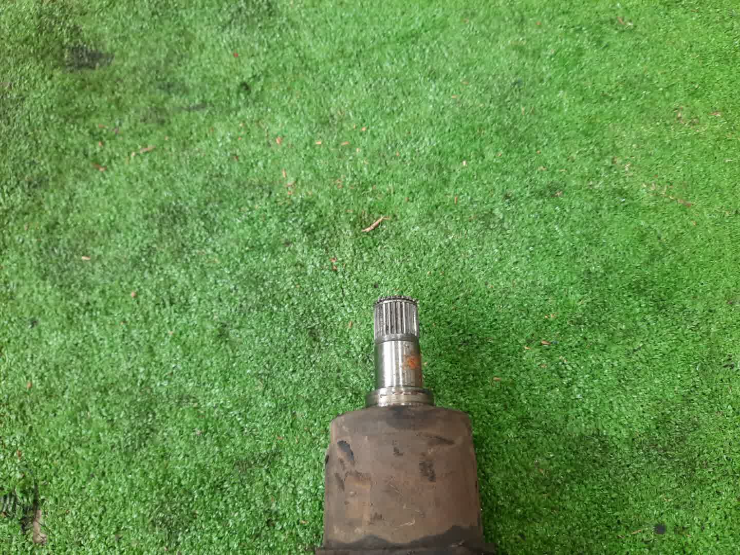 Привод правый передний HONDA ACCORD, ACCORD WGN CD6, CE1, CD3, CD4, CD8, CD7, CD5 H22A, F22B, F18B, F20B 3 ракурс Привод правый передний HONDA ACCORD, ACCORD WGN CD6, CE1, CD3, CD4, CD8, CD7, CD5 H22A, F22B, F18B, F20B 3 ракурс