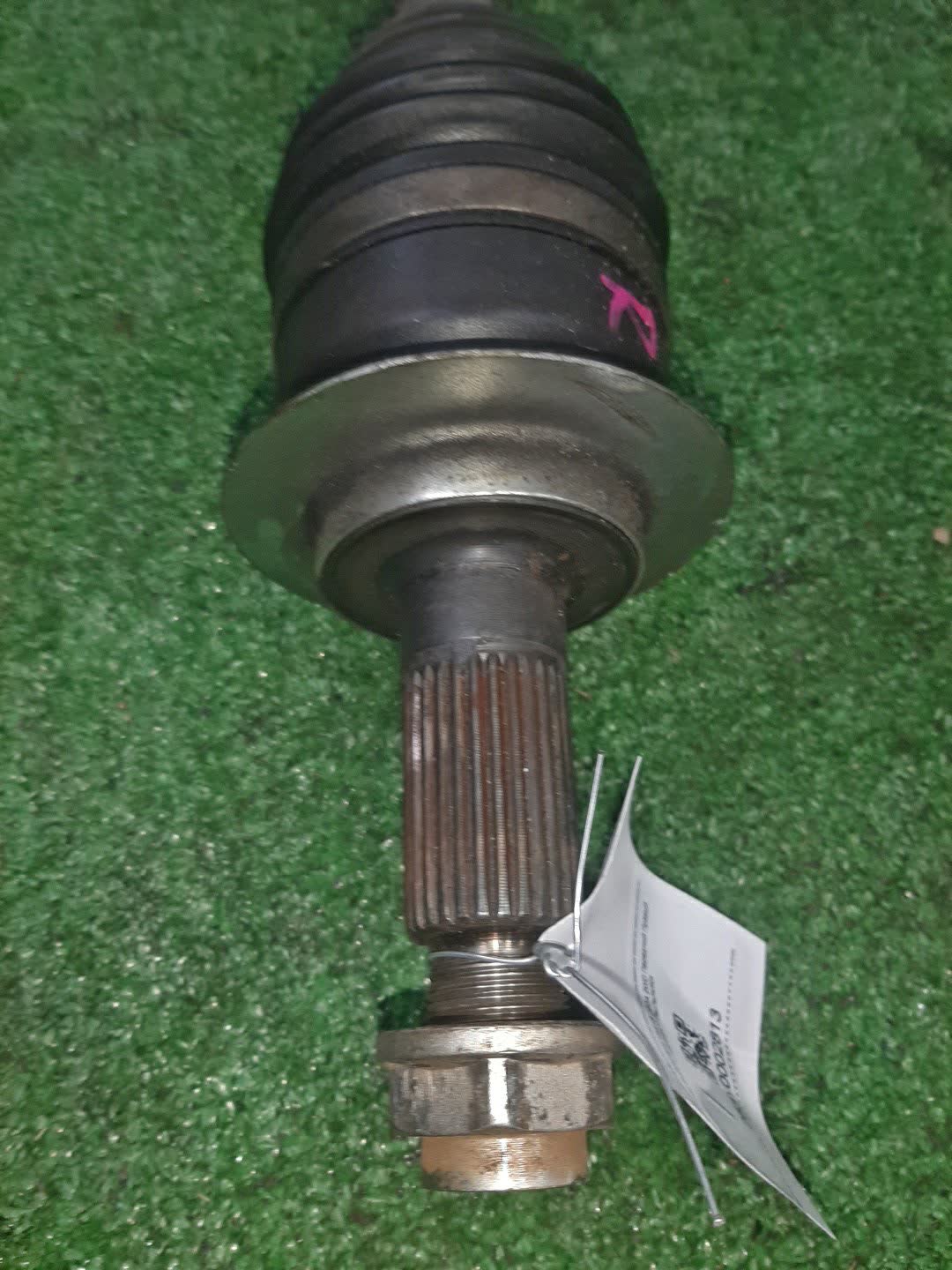 Привод правый передний SUZUKI SX4 YA41S J20A 2 ракурс Привод правый передний SUZUKI SX4 YA41S J20A 2 ракурс