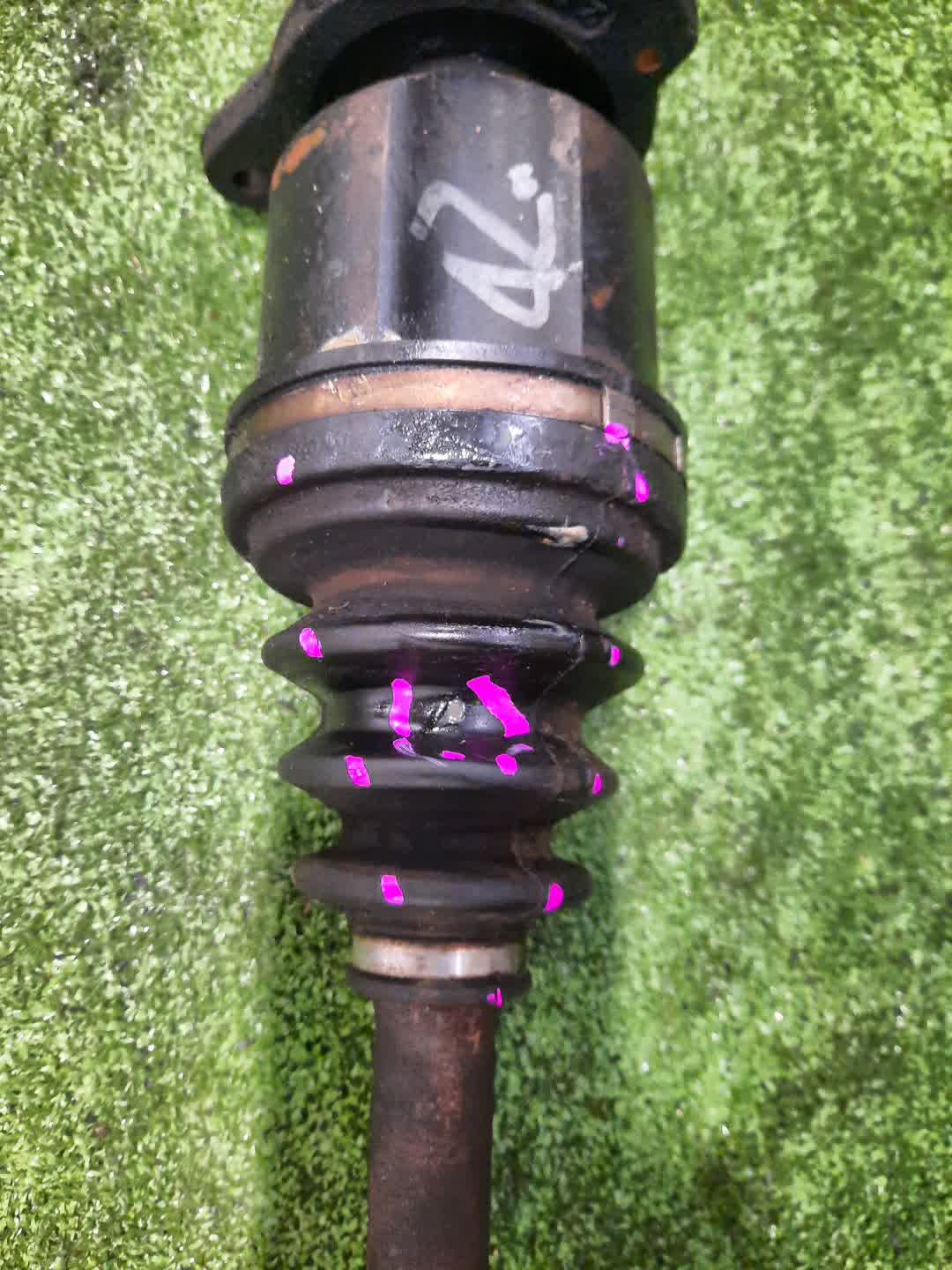 Привод правый передний TOYOTA CALDINA, CAMRY, CARINA, CORONA, GAIA, IPSUM, NADIA, RAV4, VISTA, CORONA PREMIO ST210G, ST191G, ST190G, ST210, SV30, SV40, SV41, SV32, SV42, SV33, ST190, ST191, SXM10G, SXN10, SXA15G, SXA16G 3S-FE, 4S-FE, 3S-FSE 4 ракурс