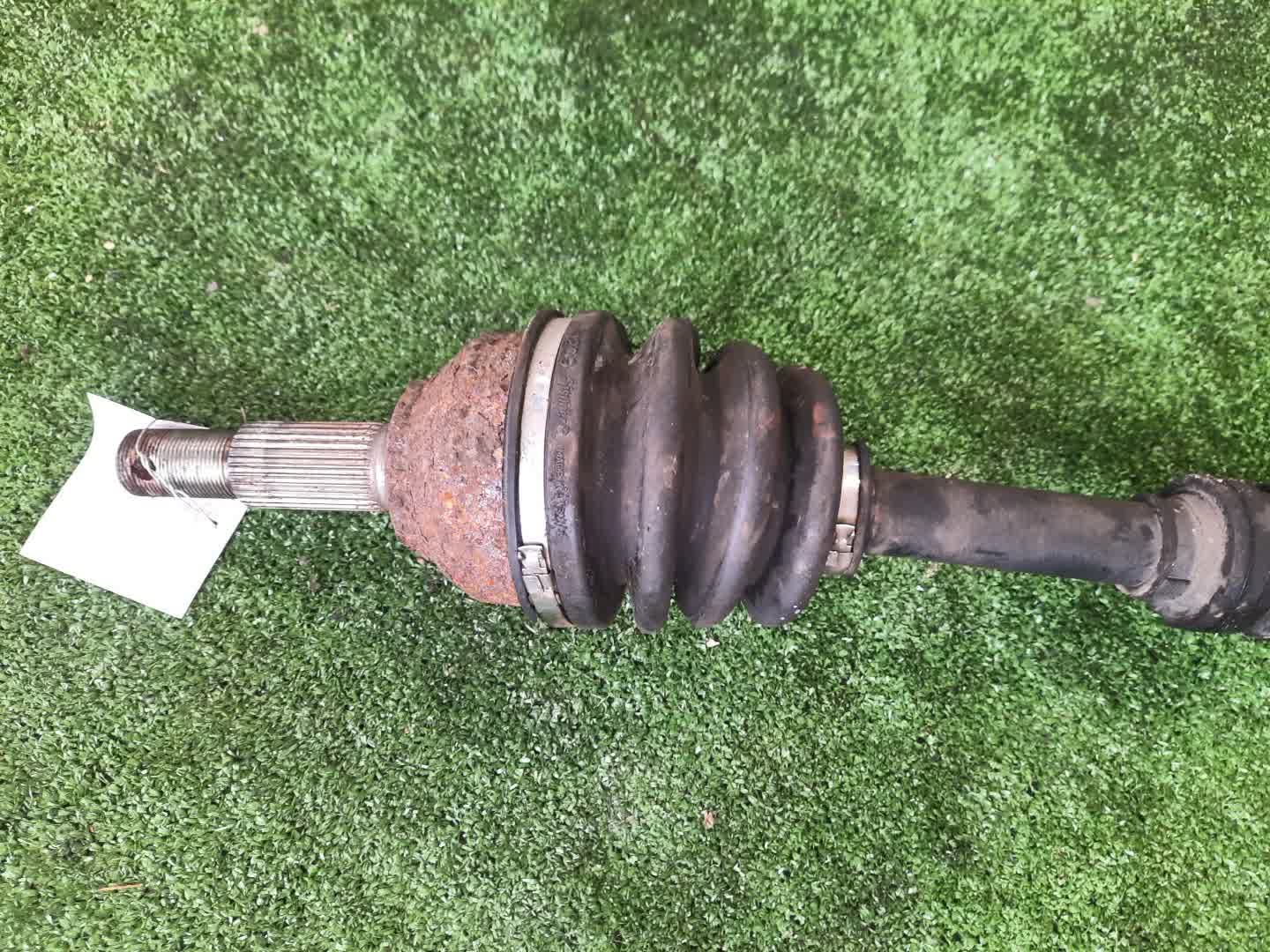 Привод правый передний NISSAN DUALIS, QASHQAI, X-TRAIL KNJ10, NJ10, J10, NT31 MR20DE 2 ракурс