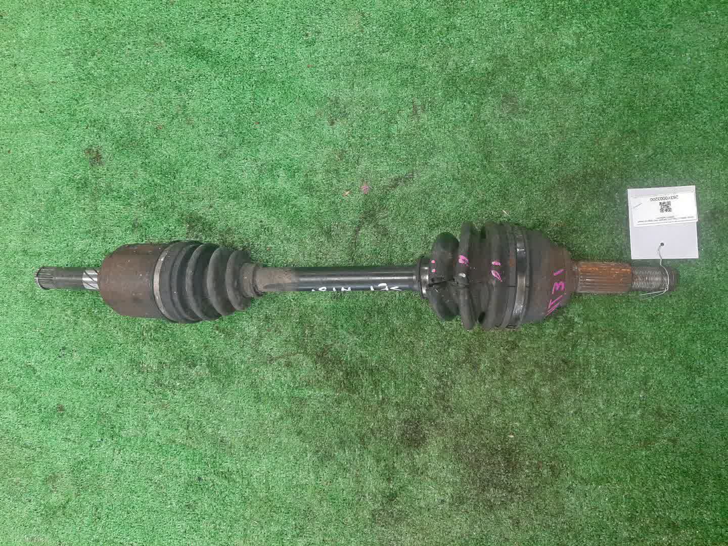 Привод левый передний NISSAN DUALIS, QASHQAI, X-TRAIL KNJ10, NJ10, NT31 MR20DE 2 ракурс