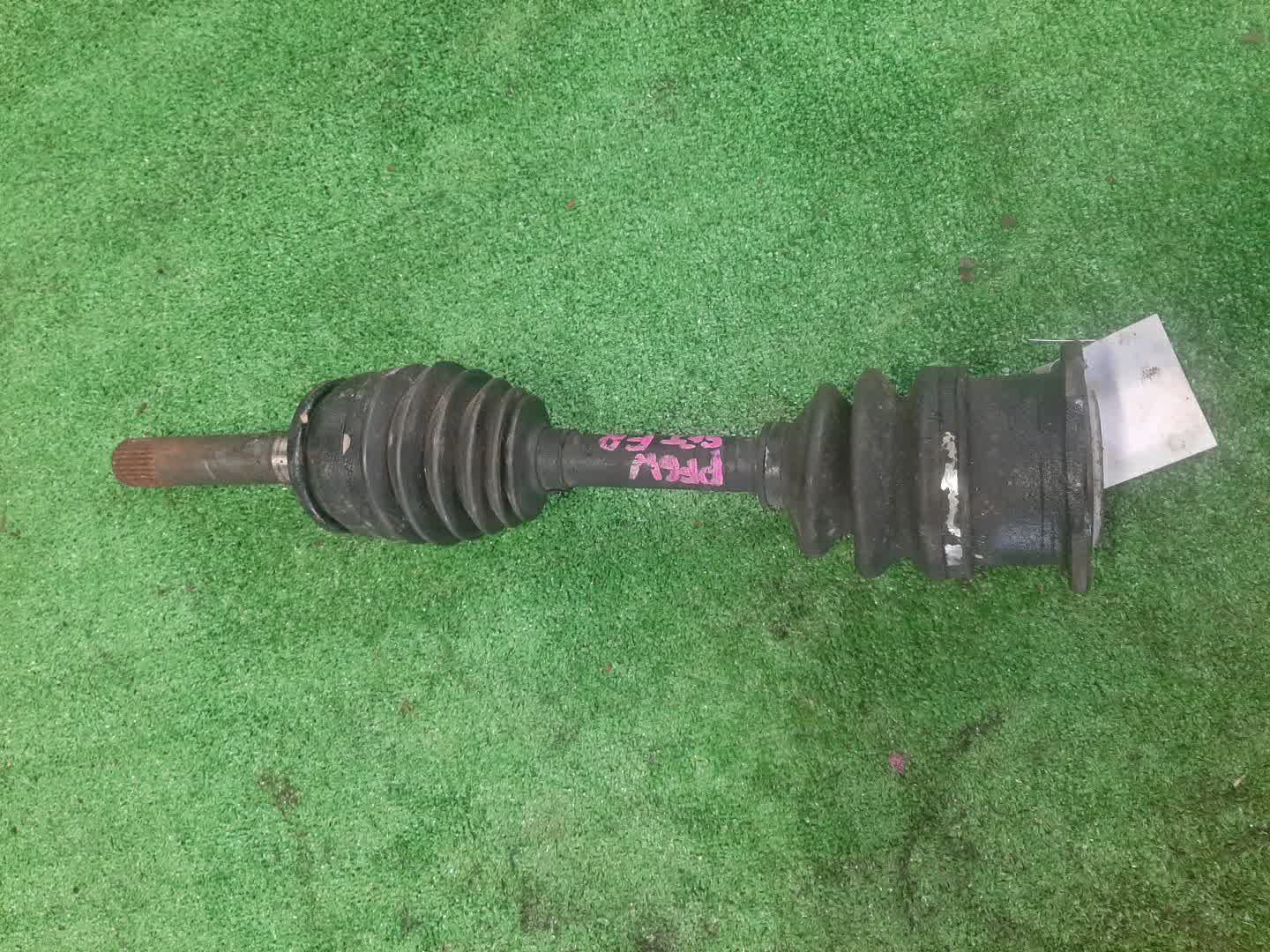 Привод правый передний MITSUBISHI PAJERO, DELICA V26W, V43W, V46W, V21W, V23W, PD6W, PD4W, PD8W, PE8W, PF6W, PF8W 4M40T, 6G72, 4G64 1 ракурс