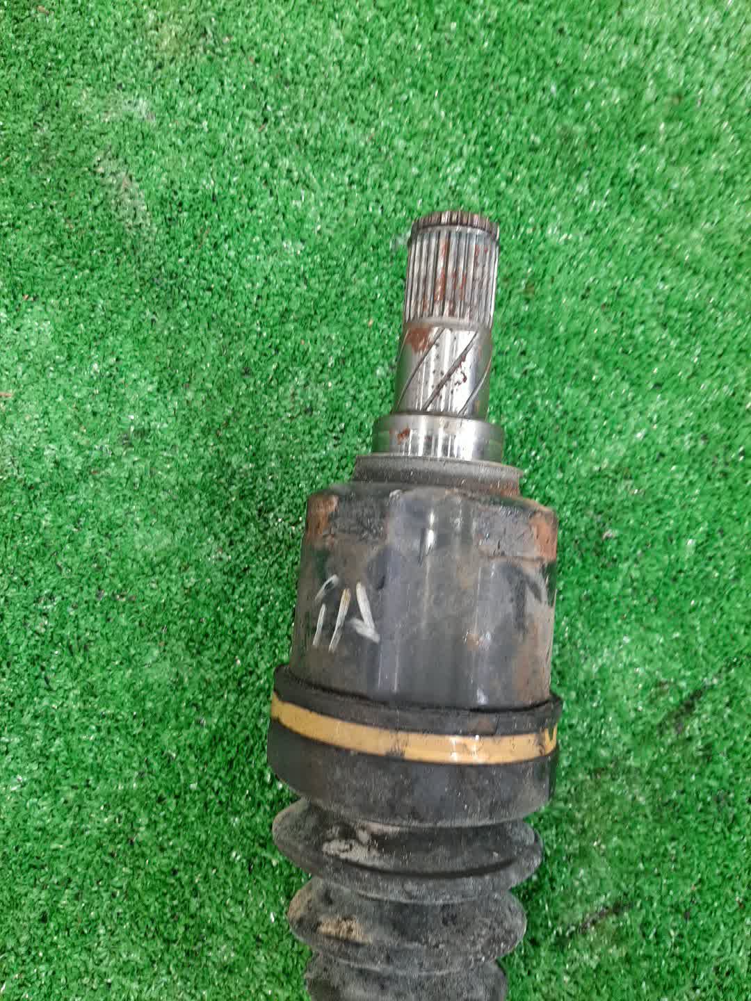 Привод правый передний MITSUBISHI GALANT, LANCER, GALANT FORTIS CY4A, CY3A 4B11, 4B10 3 ракурс