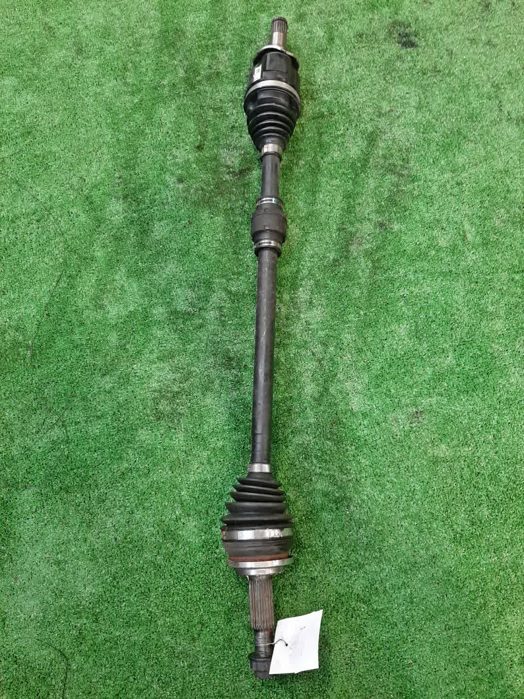 Привод правый передний TOYOTA AQUA MXPK11 M15A-FXE 1 ракурс