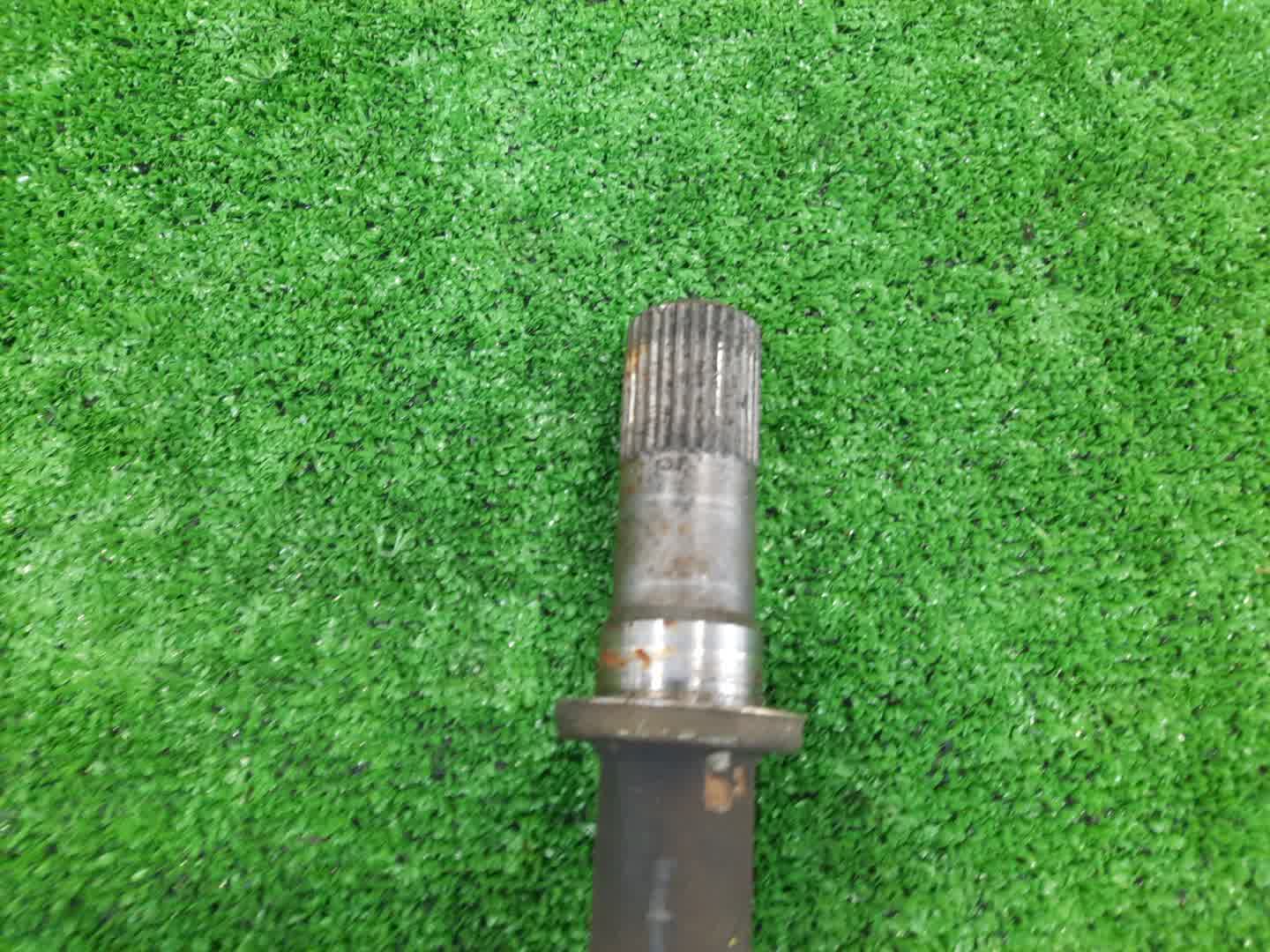 Привод правый передний NISSAN BASSARA, PRESAGE JU30, JVU30, U30, VU30 KA24DE, YD25DDTI 3 ракурс