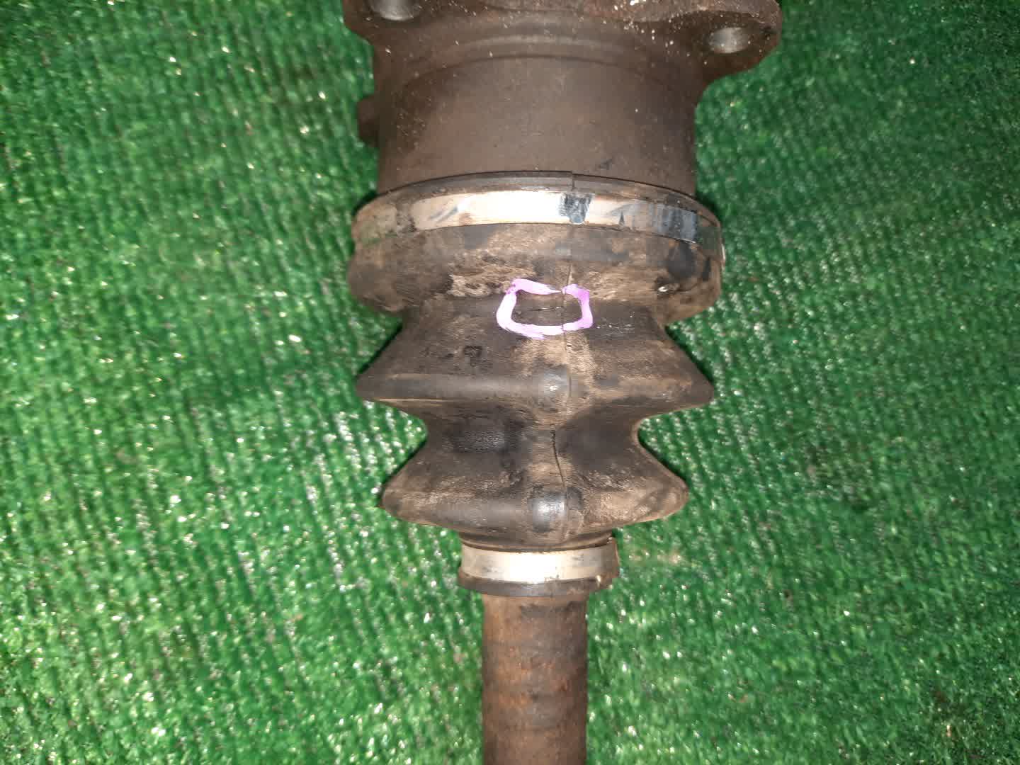 Привод правый передний MITSUBISHI PAJERO, DELICA V26W, V43W, V46W, V21W, V23W, PD6W, PD4W, PD8W, PE8W, PF6W, PF8W 4M40T, 6G72, 4G64 4 ракурс