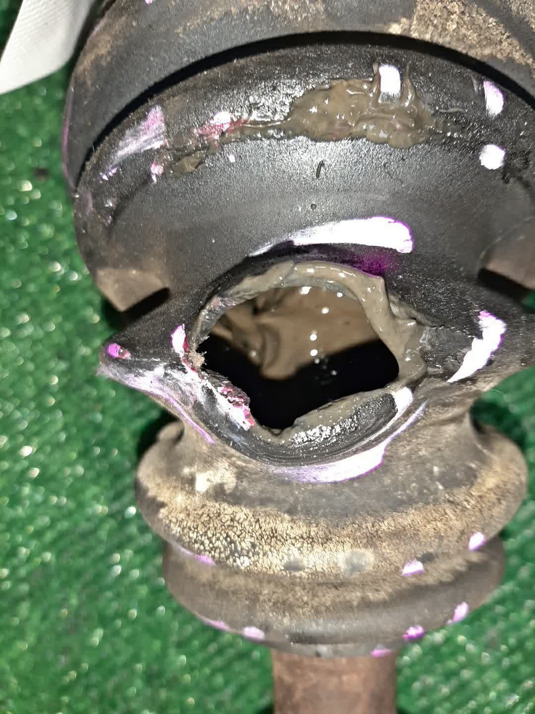 Привод левый передний TOYOTA DYNA, HIACE, TOYOACE, HIACE REGIUS, REGIUSACE KDY281, KDY271, KDY270, TRY281, KDY290, LY270, LY290, LY151, LY161, LY162, RZY281, KDY280, LY152, LY280, LH117G, LH188K, LH129V, KZH138V, KZH106G, LH107G, LH119V, LH186, KZH12