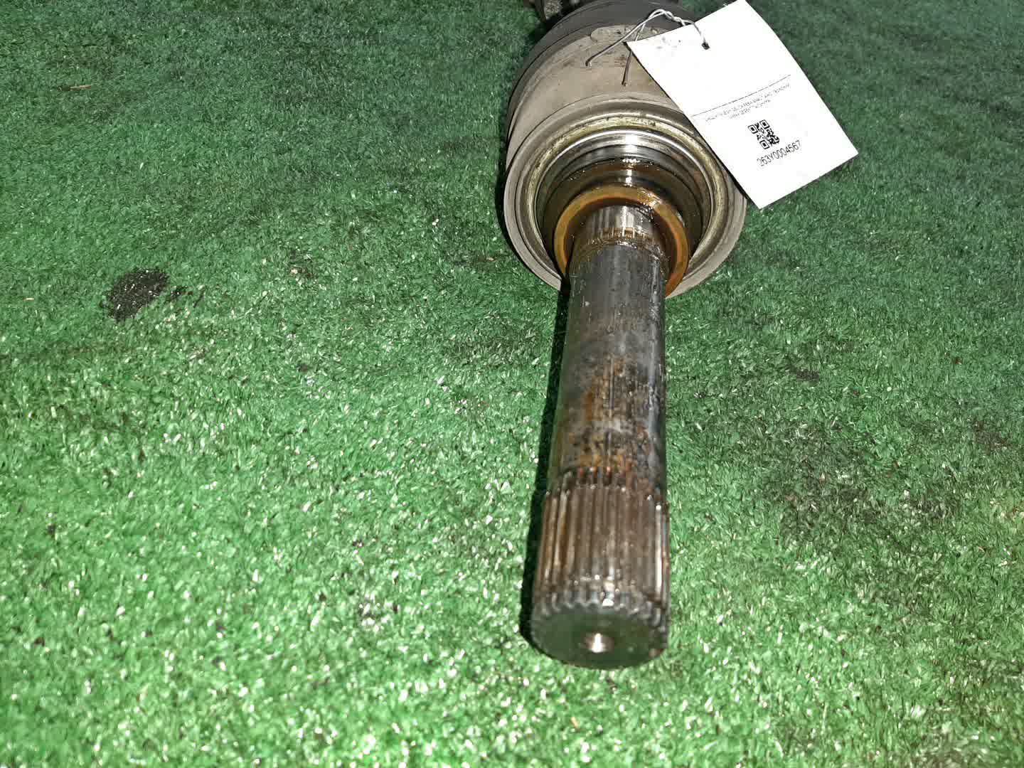 Привод правый передний MITSUBISHI PAJERO, DELICA V26W, V43W, V46W, V21W, V23W, PD6W, PD4W, PD8W, PE8W, PF6W, PF8W 4M40T, 6G72, 4G64 2 ракурс
