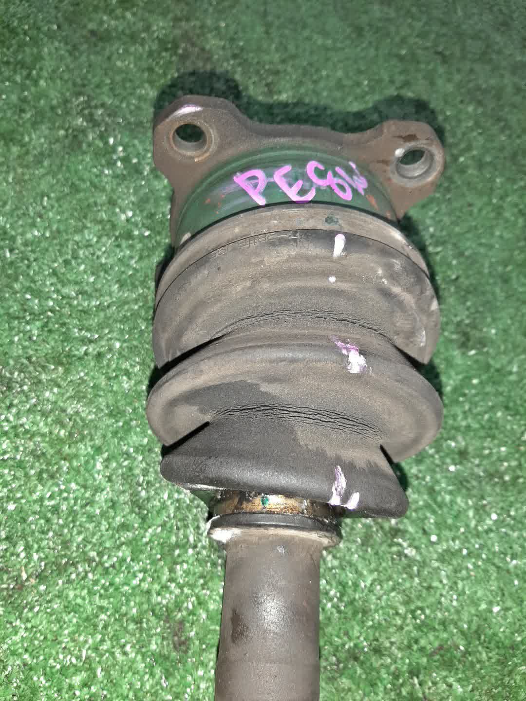 Привод правый передний MITSUBISHI PAJERO, DELICA V26W, V43W, V46W, V21W, V23W, PD6W, PD4W, PD8W, PE8W, PF6W, PF8W 4M40T, 6G72, 4G64 3 ракурс