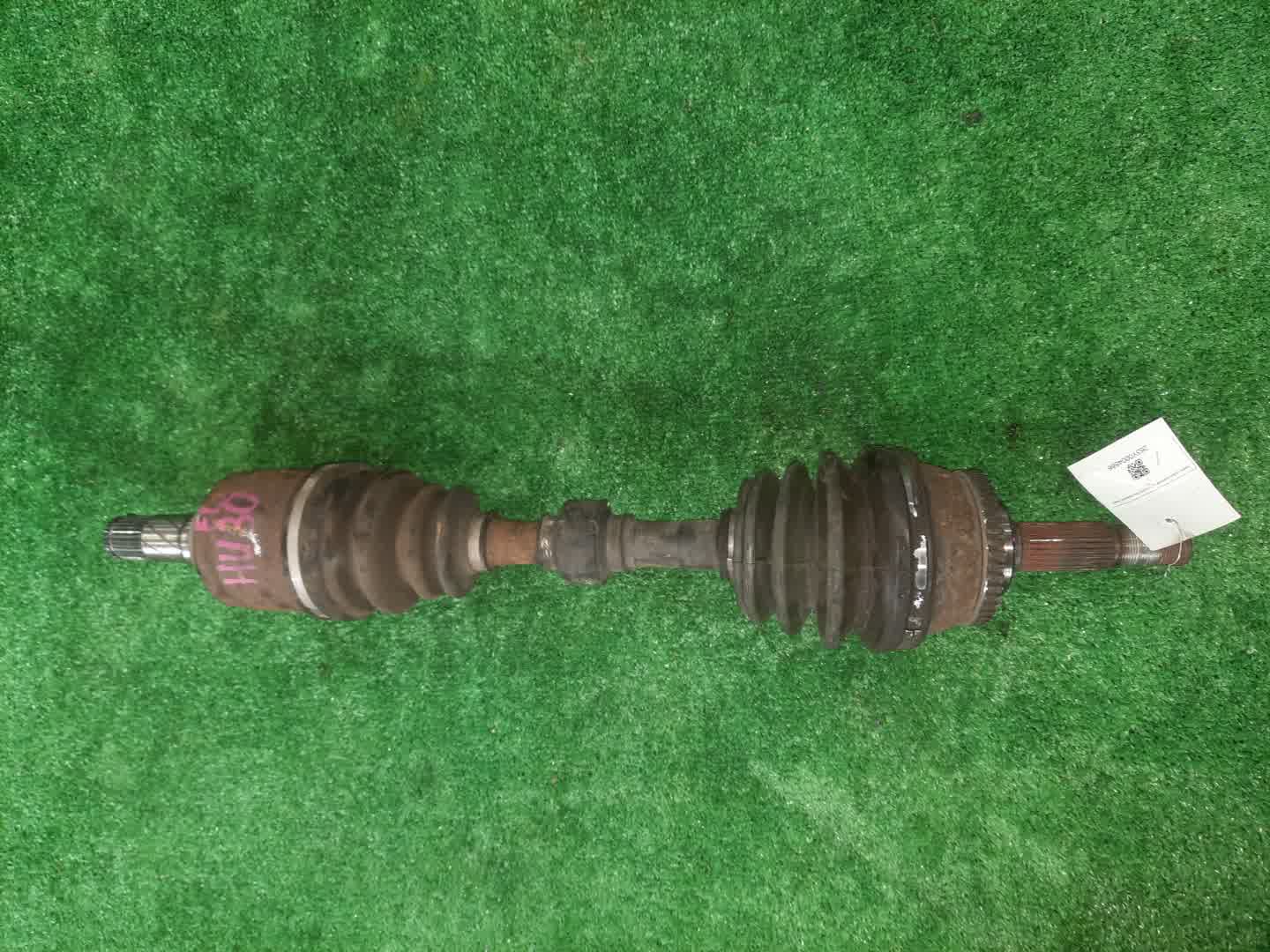 Привод левый передний NISSAN BASSARA, PRESAGE JHU30, HU30 VQ30DE 1 ракурс