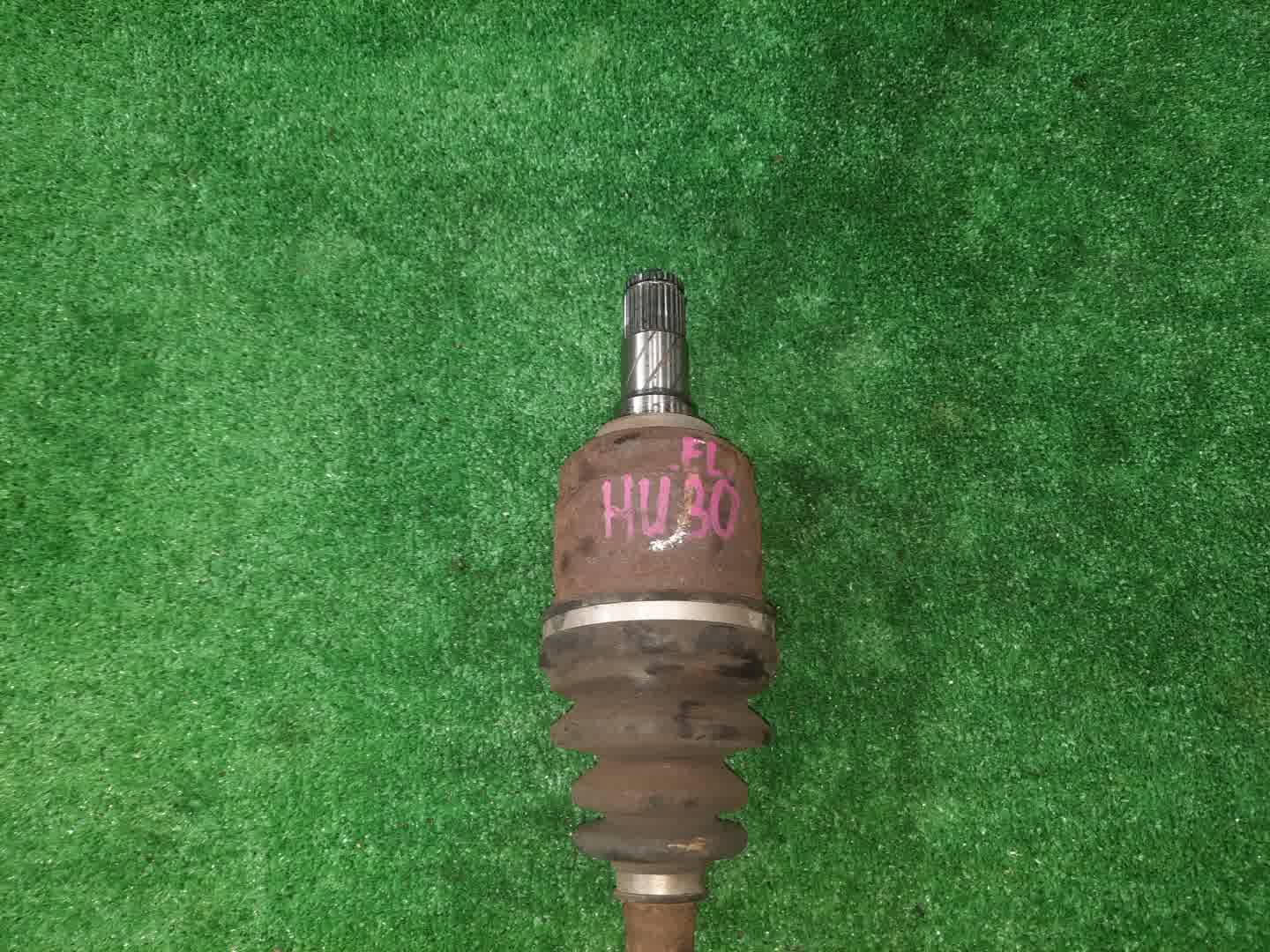 Привод левый передний NISSAN BASSARA, PRESAGE JHU30, HU30 VQ30DE 3 ракурс