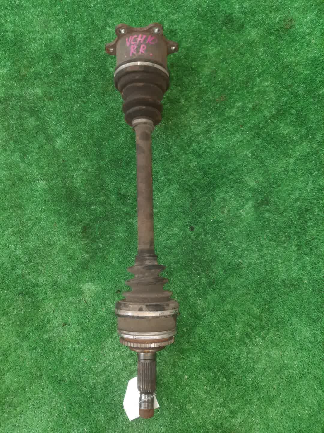 Привод правый задний TOYOTA GRANVIA, GRAND HIACE VCH10W, KCH10W, KCH12W, VCH22 5VZ-FE, 1KZ-TE 1 ракурс Привод правый задний TOYOTA GRANVIA, GRAND HIACE VCH10W, KCH10W, KCH12W, VCH22 5VZ-FE, 1KZ-TE 1 ракурс