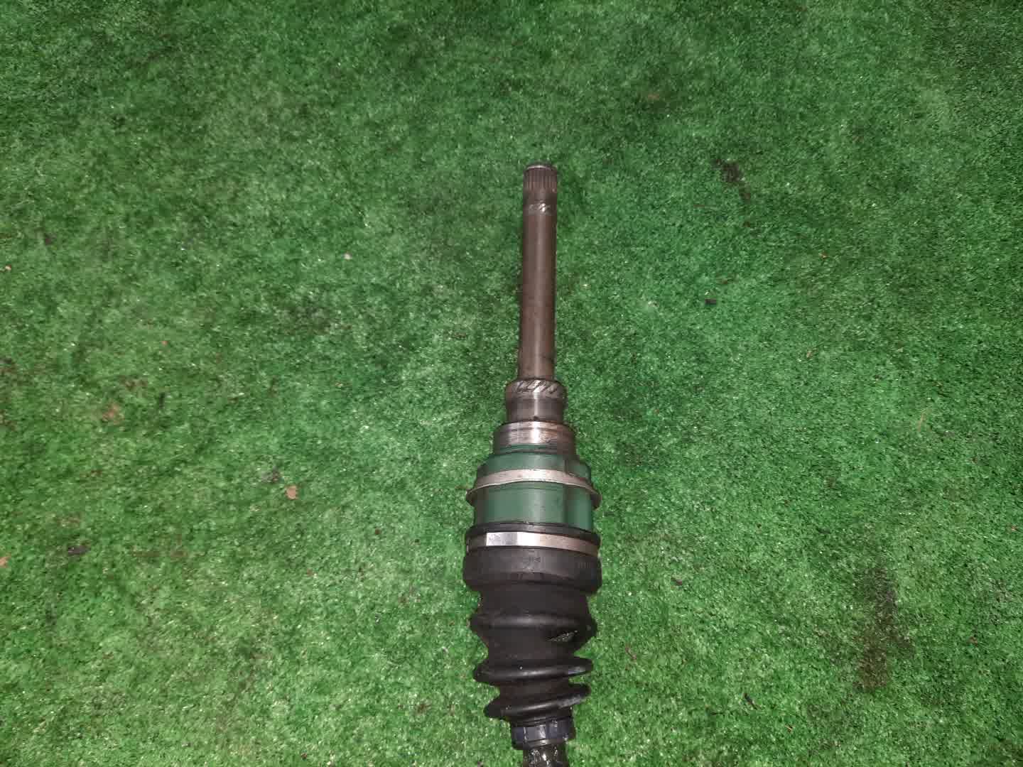 Привод правый передний TOYOTA PASSO SETTE M512E 3SZ-VE 3 ракурс