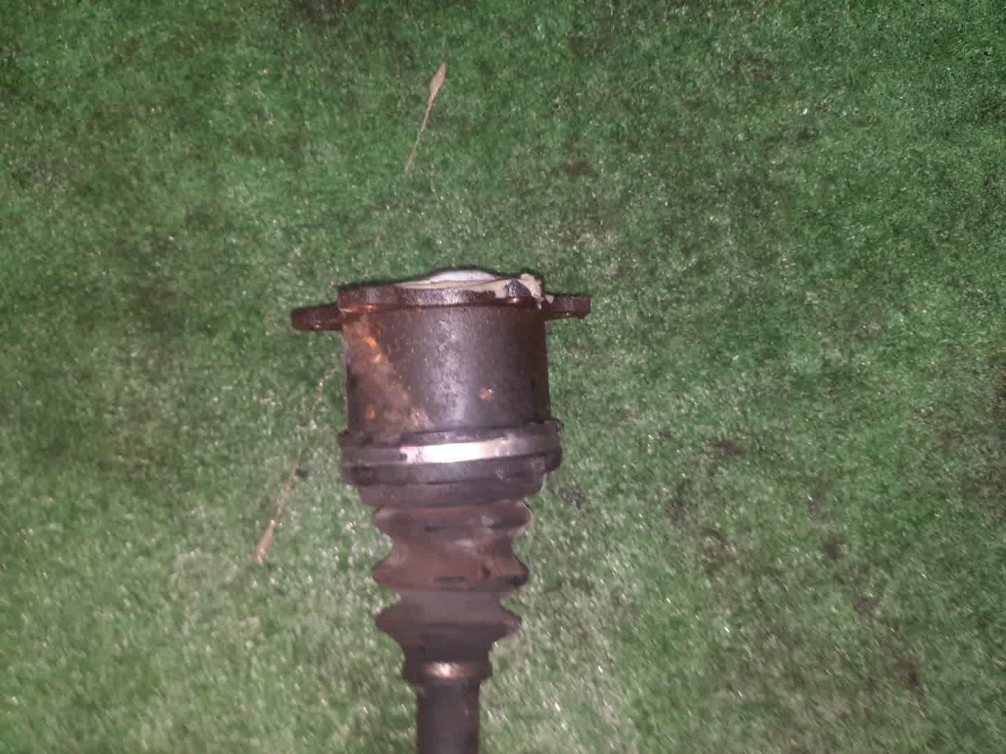 Привод правый задний TOYOTA GRANVIA, GRAND HIACE VCH10W, KCH10W, VCH16W, KCH16W, KCH12W, VCH22 5VZ-FE, 1KZ-TE 3 ракурс Привод правый задний TOYOTA GRANVIA, GRAND HIACE VCH10W, KCH10W, VCH16W, KCH16W, KCH12W, VCH22 5VZ-FE, 1KZ-TE 3 ракурс