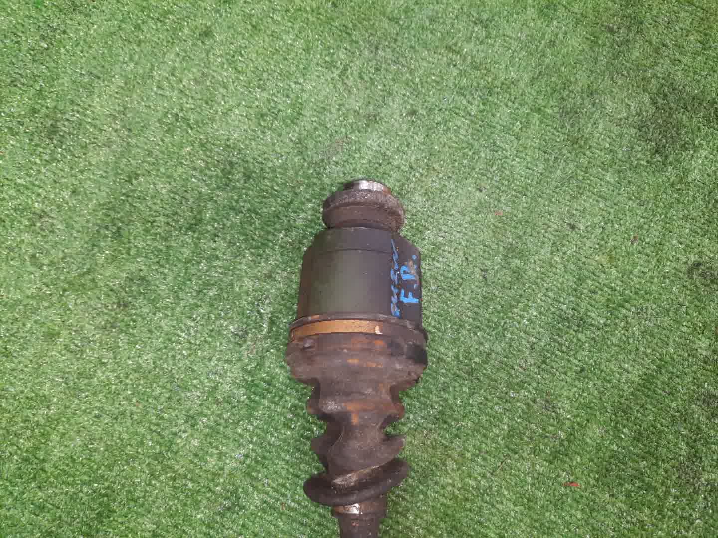 Привод правый передний MITSUBISHI AIRTREK CU2W, CU4W 4G63, 4G64 3 ракурс