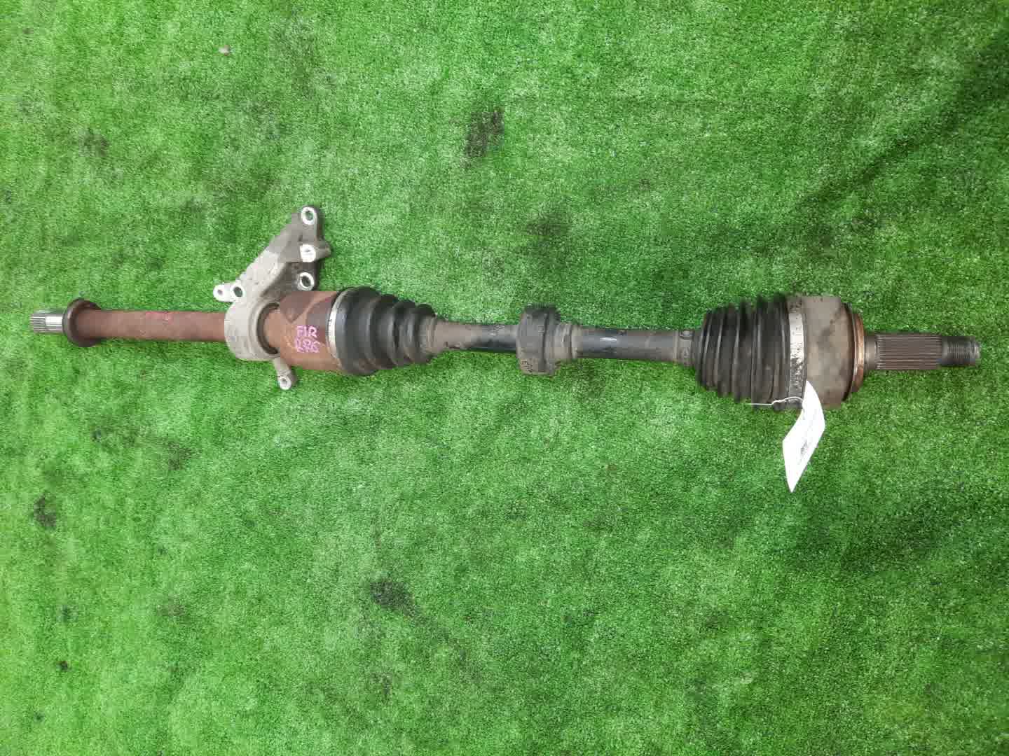 Привод правый передний HONDA ELYSION RR6 J35A 1 ракурс Привод правый передний HONDA ELYSION RR6 J35A 1 ракурс