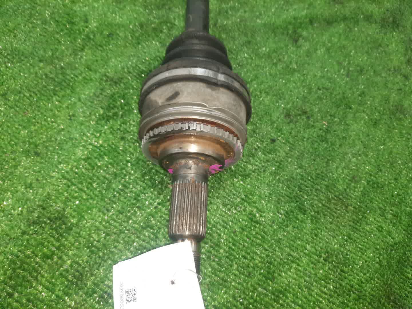 Привод правый задний TOYOTA GRANVIA, GRAND HIACE VCH10W, KCH10W, KCH12W, VCH22 5VZ-FE, 1KZ-TE 2 ракурс Привод правый задний TOYOTA GRANVIA, GRAND HIACE VCH10W, KCH10W, KCH12W, VCH22 5VZ-FE, 1KZ-TE 2 ракурс